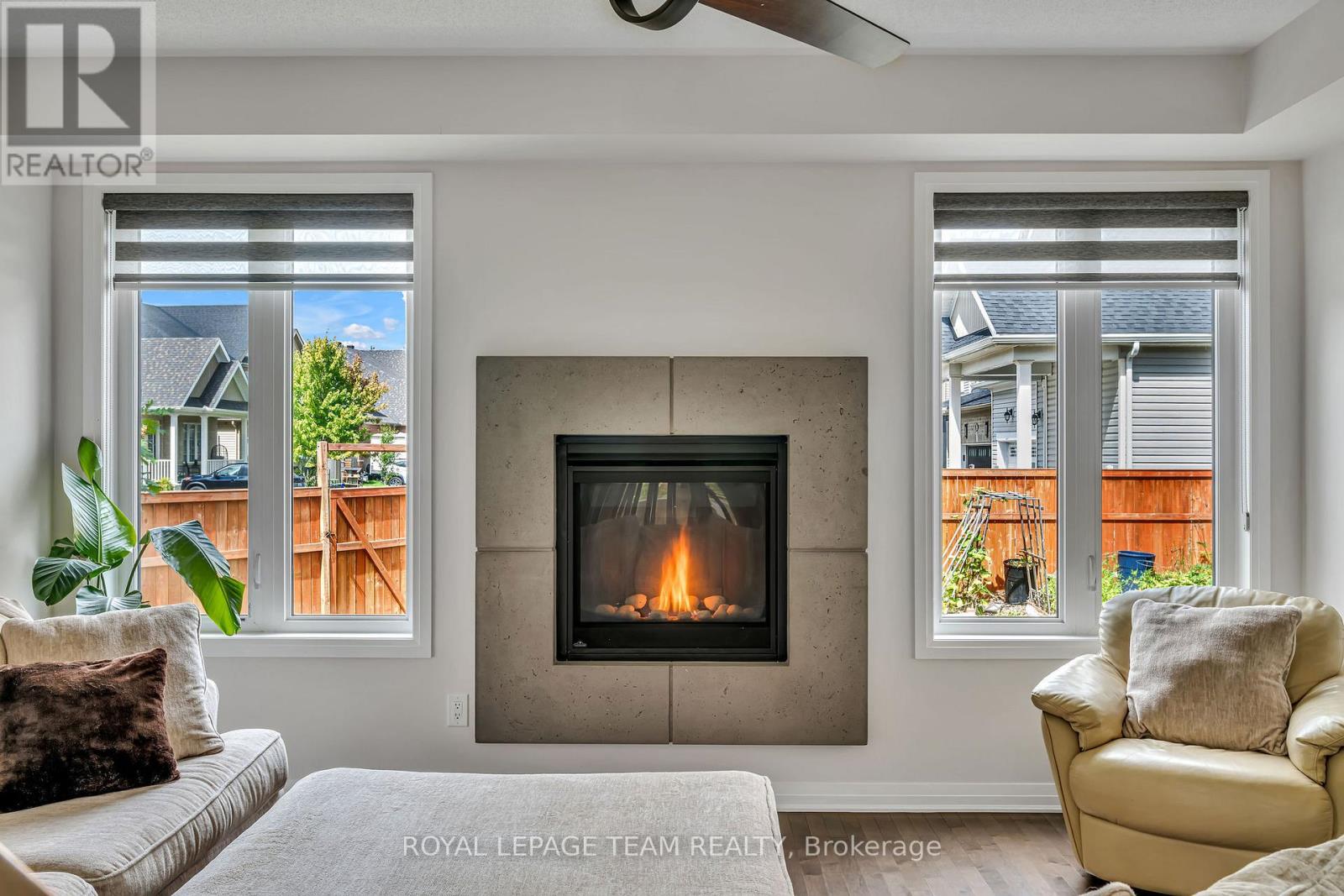 1201 De Pencier Drive