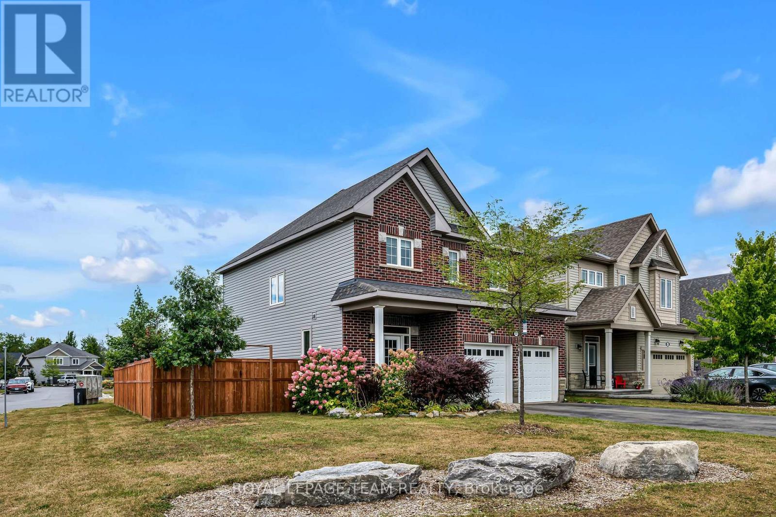 1201 De Pencier Drive
