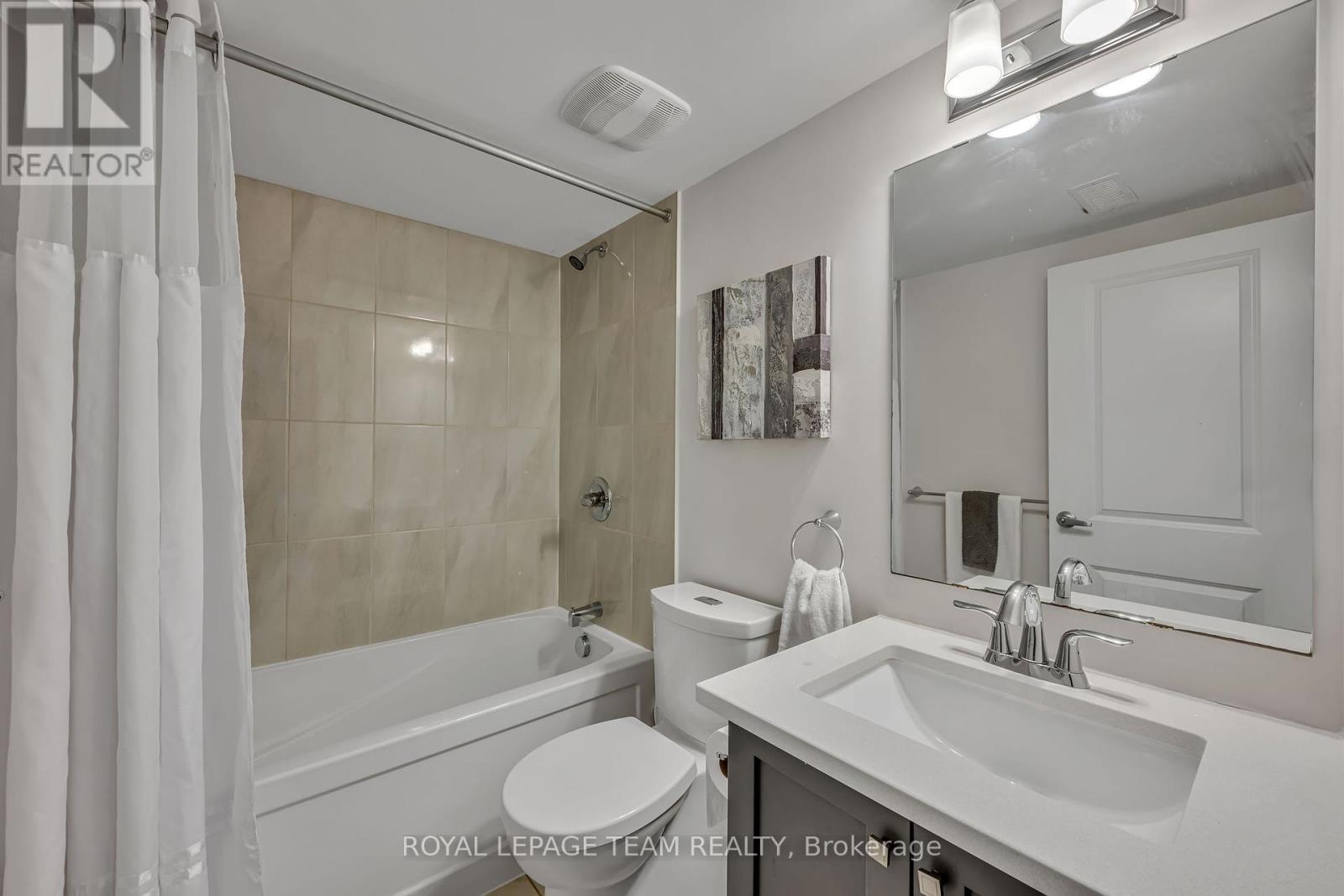 1201 De Pencier Drive