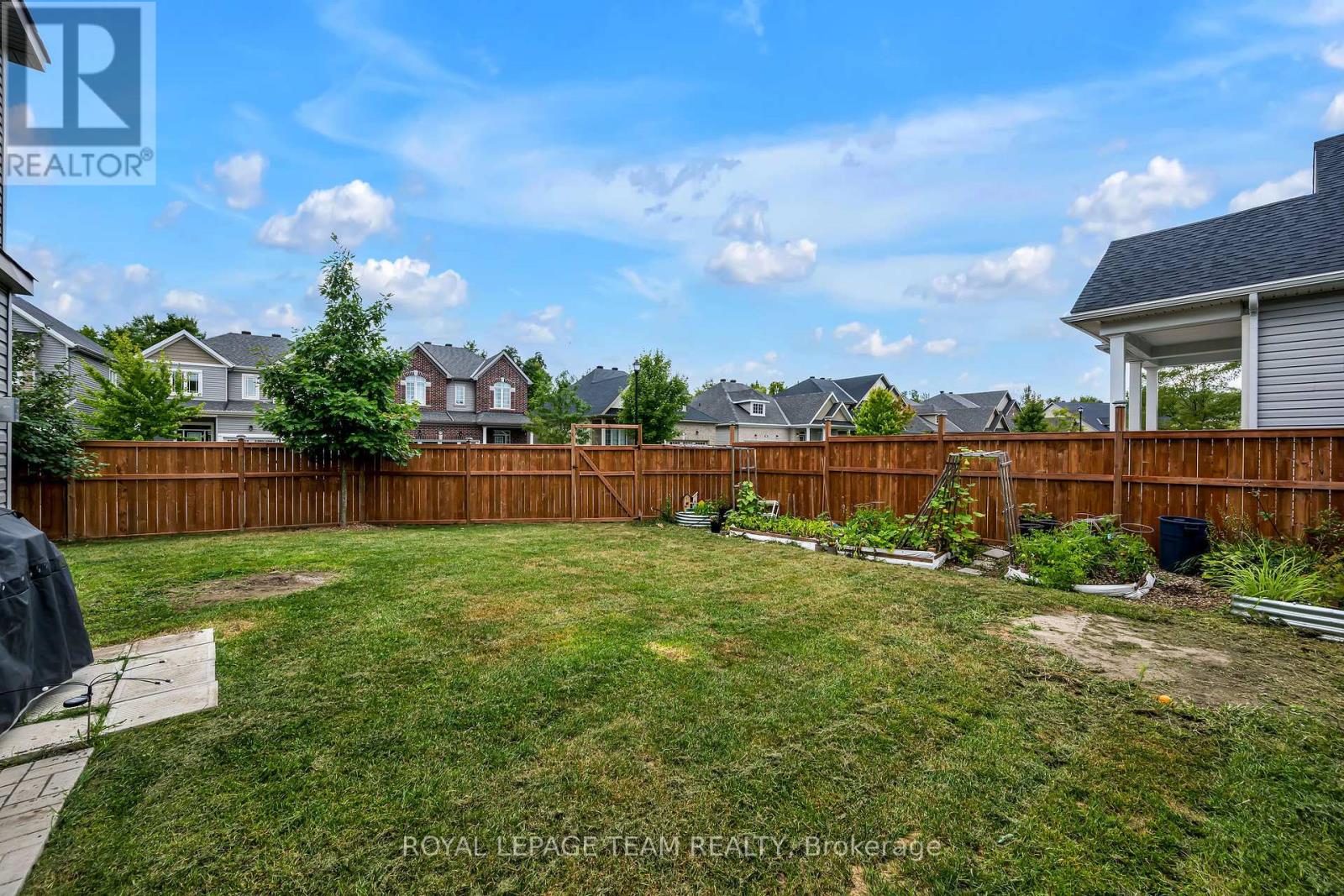 1201 De Pencier Drive