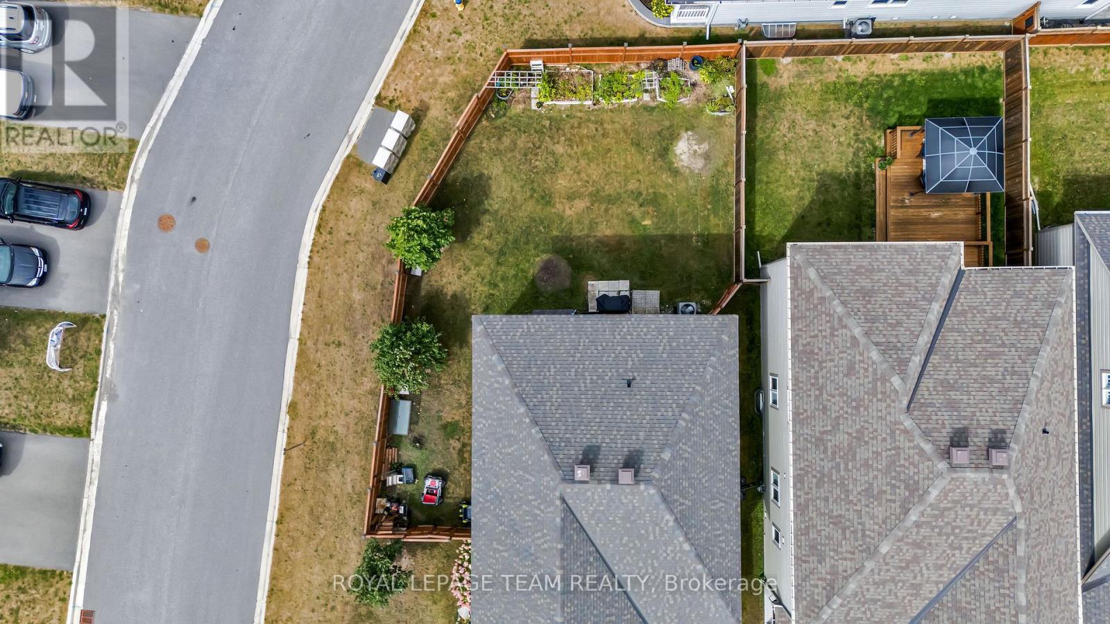 1201 De Pencier Drive