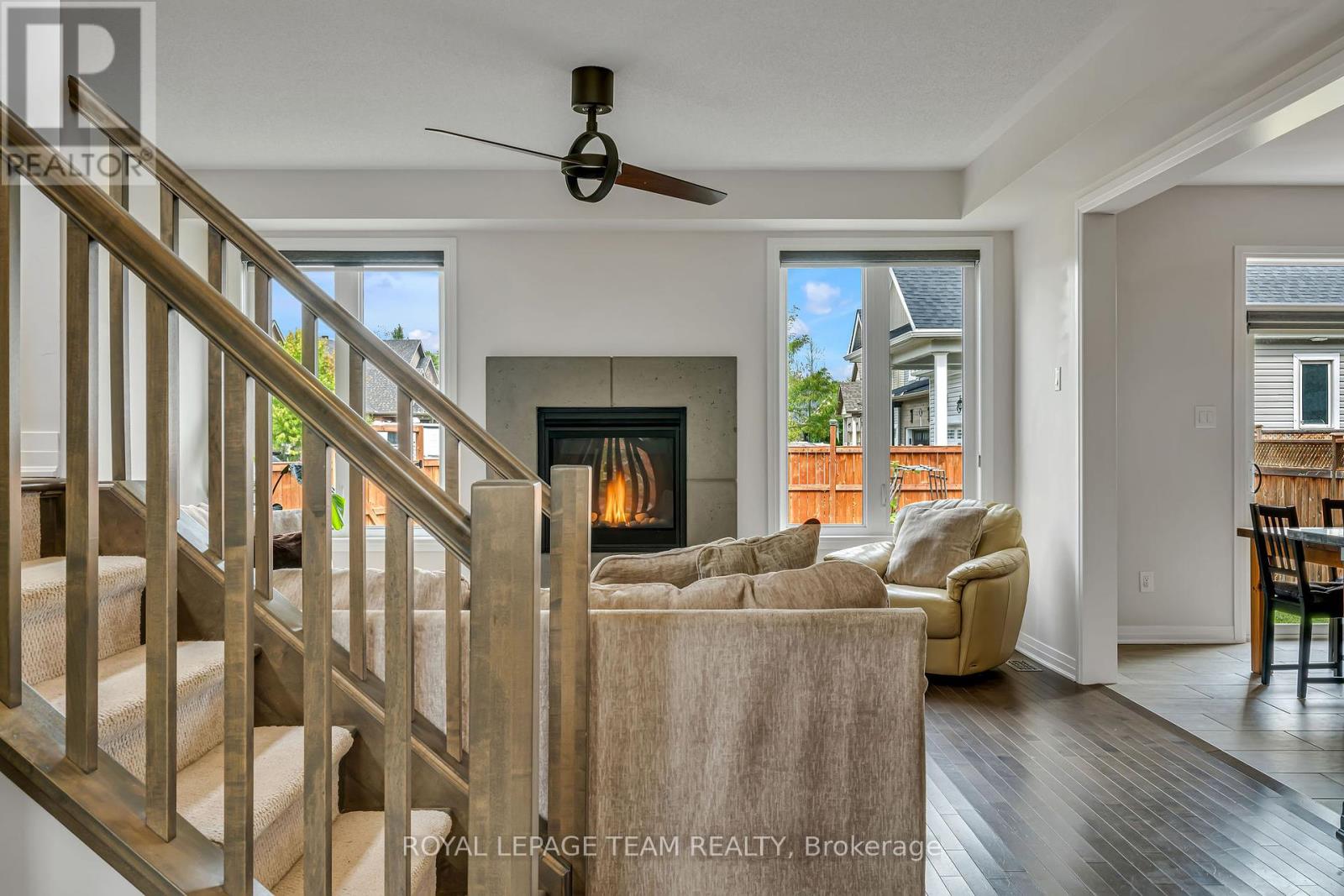 1201 De Pencier Drive