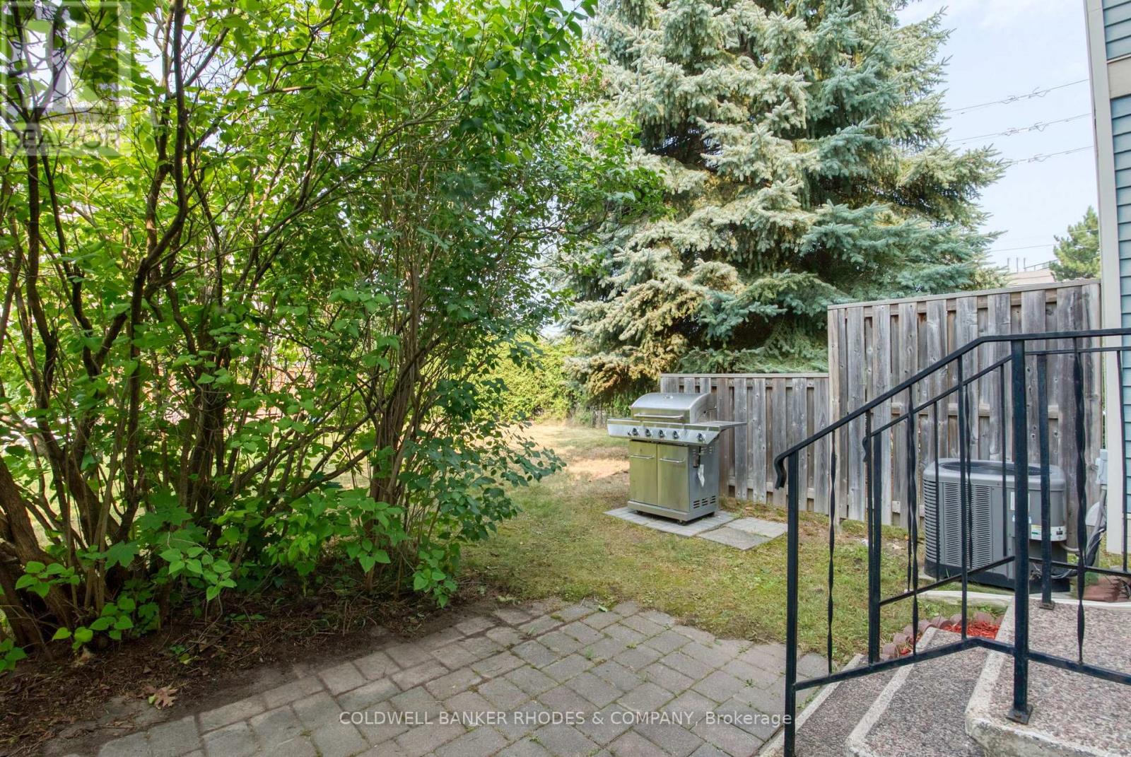 2 Saxton Private