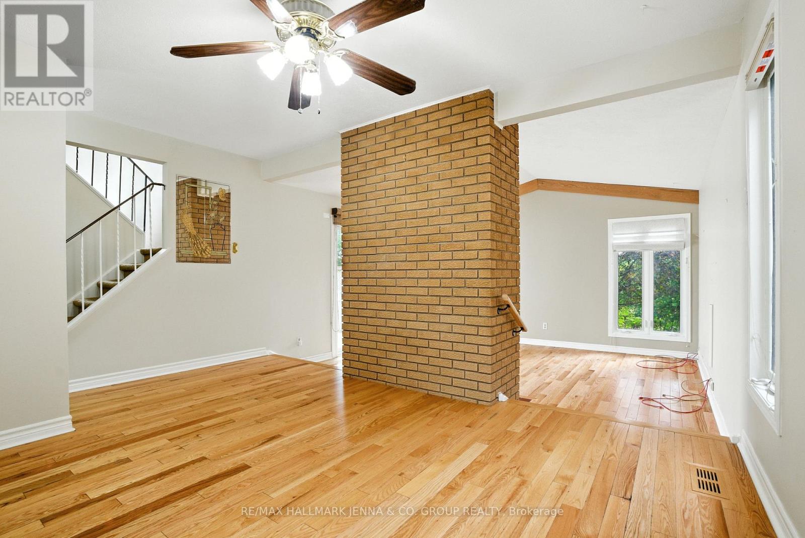 1115 St Emmanuel Terrace
