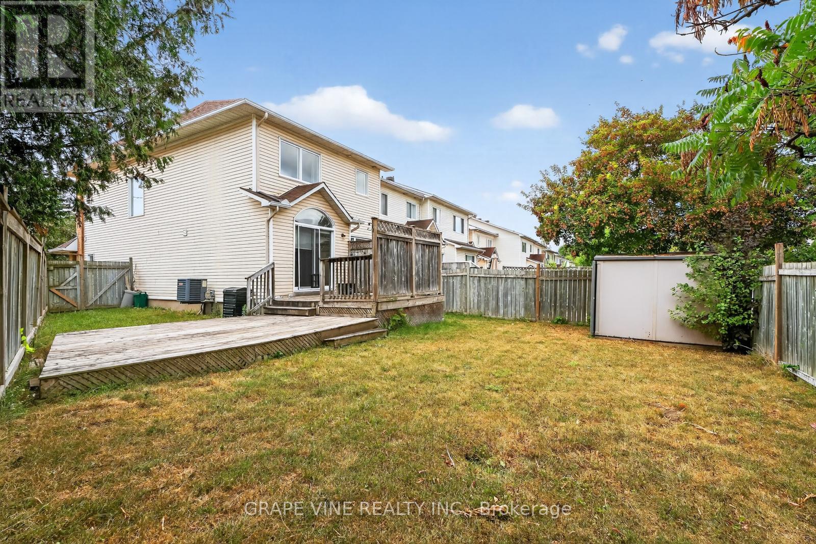 27 Flowertree Crescent