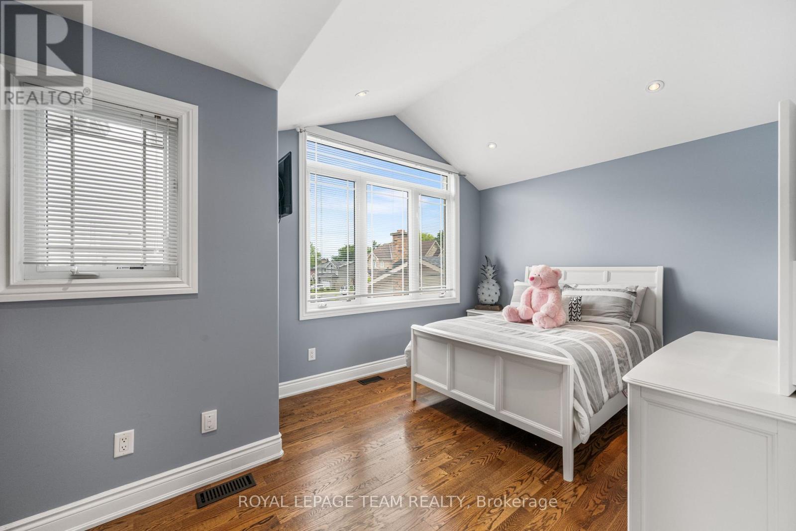 49 Savuto Way
