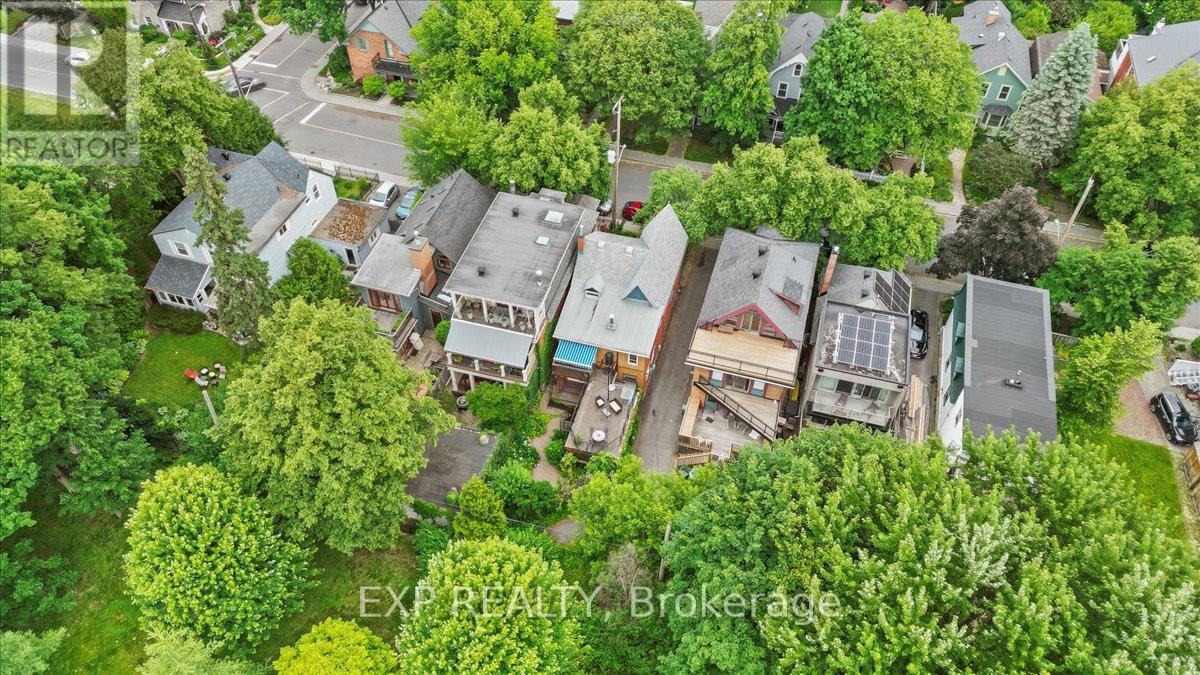 107 Stanley Avenue