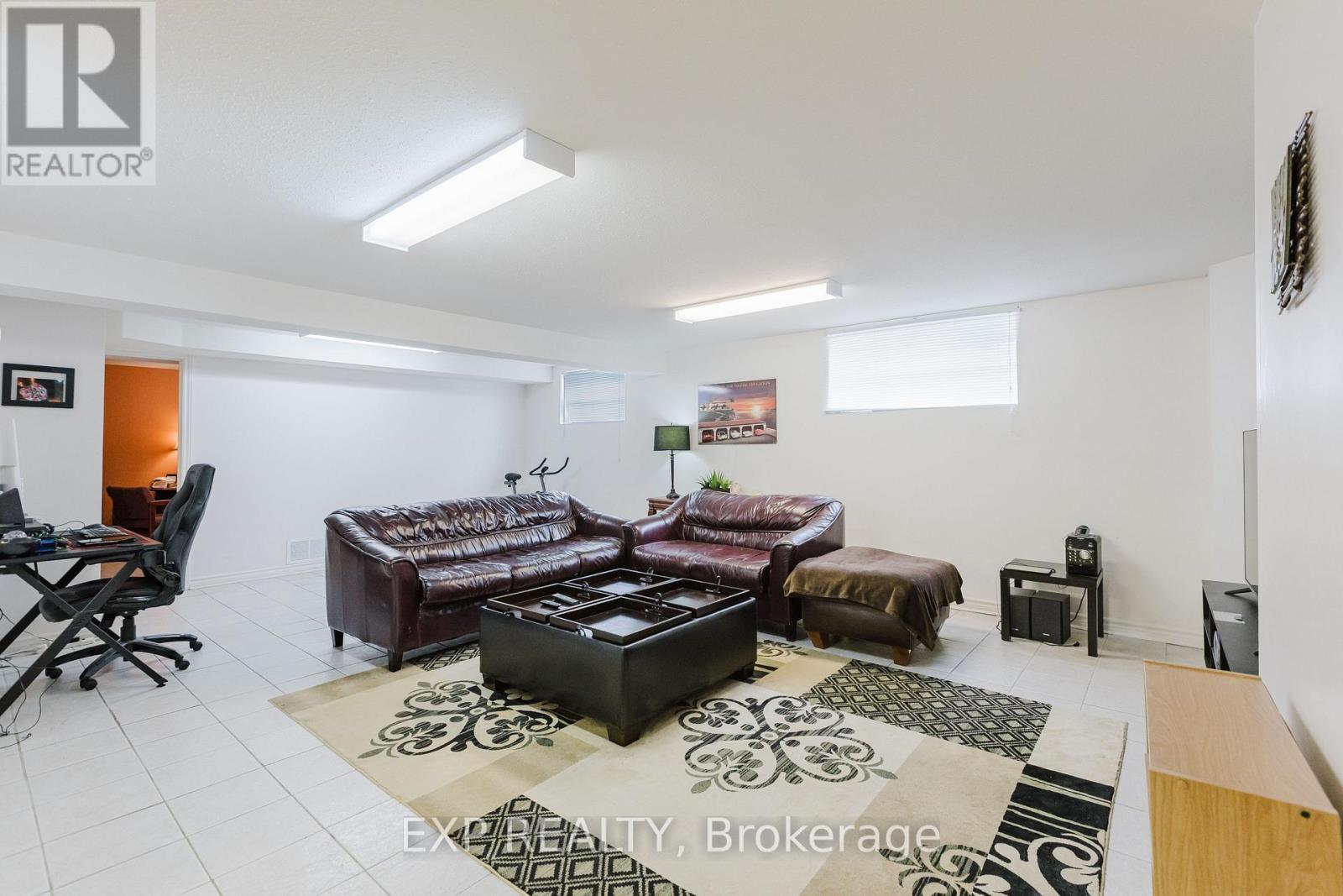 5472 Wicklow Drive
