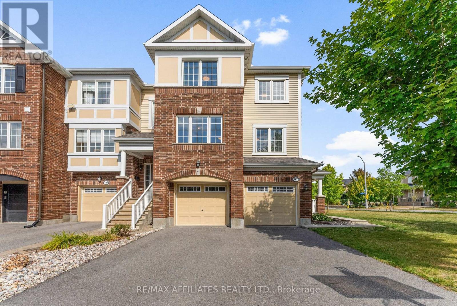 407 Coldwater Crescent