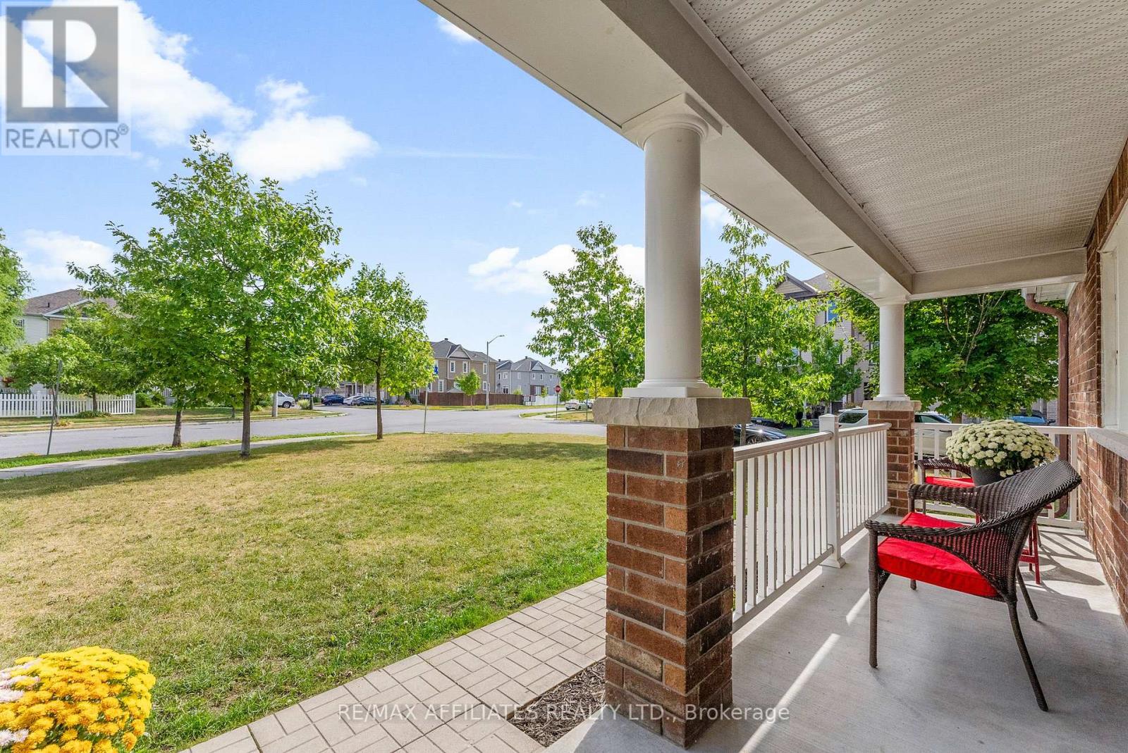 407 Coldwater Crescent