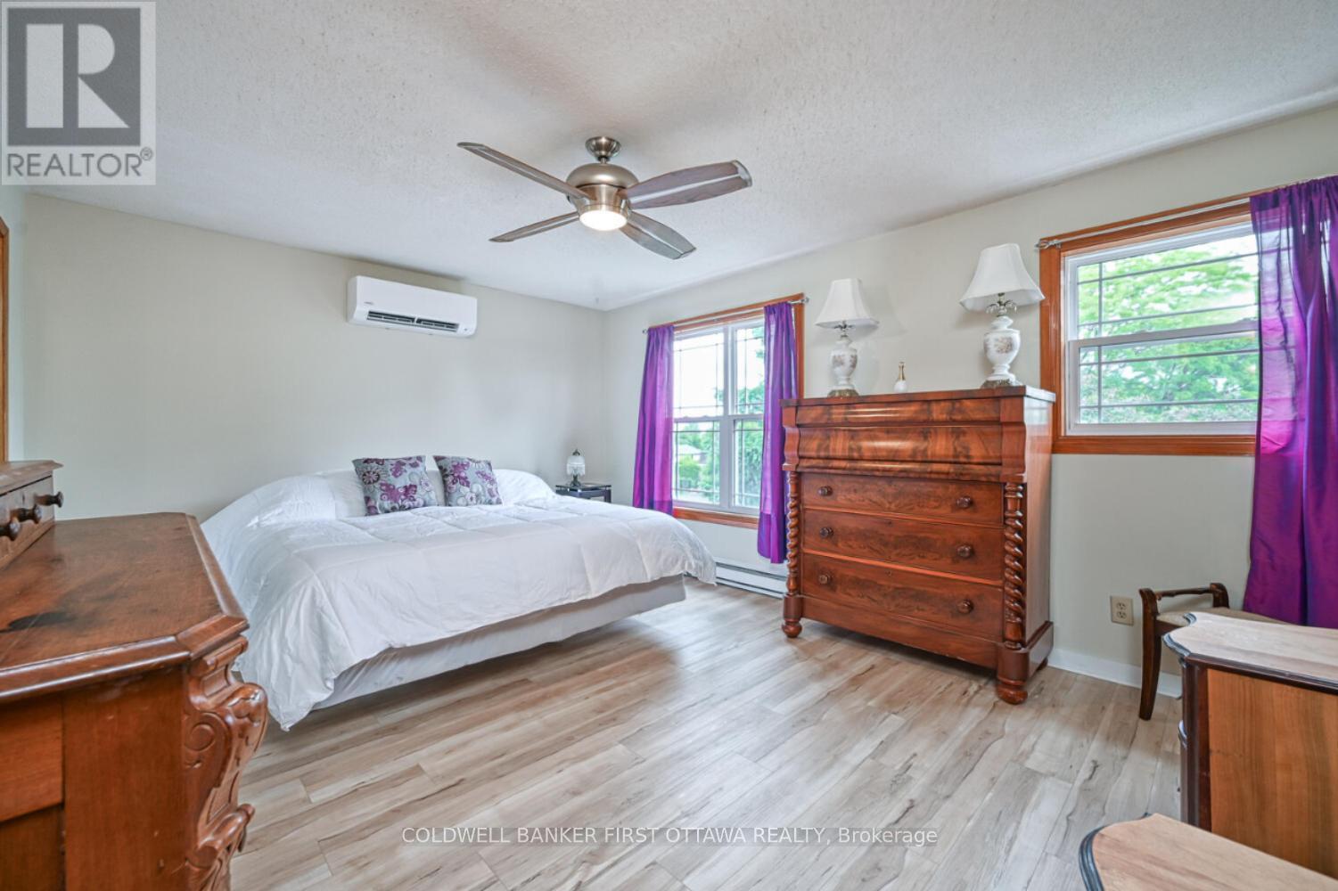 22 Poole Creek Crescent