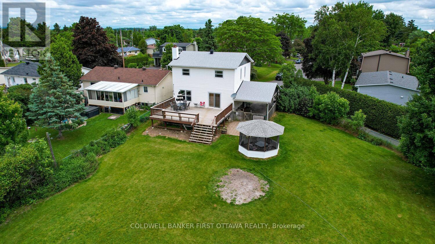 22 Poole Creek Crescent