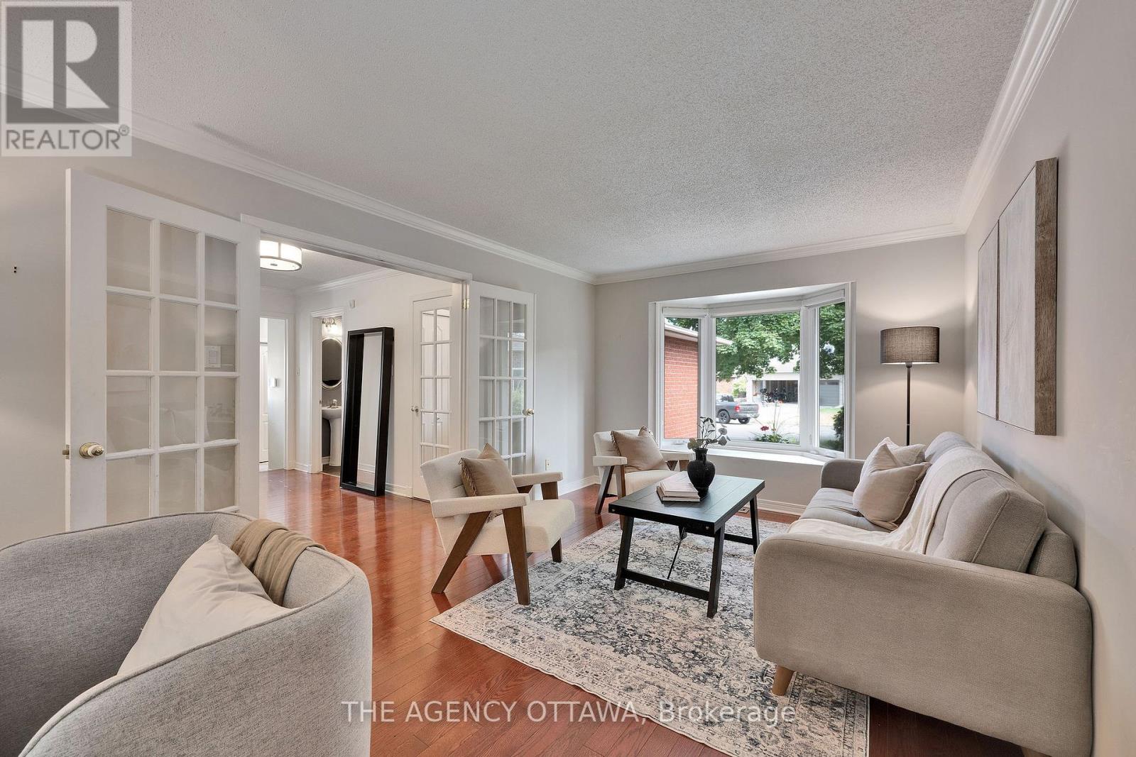 19 Forestglade Crescent