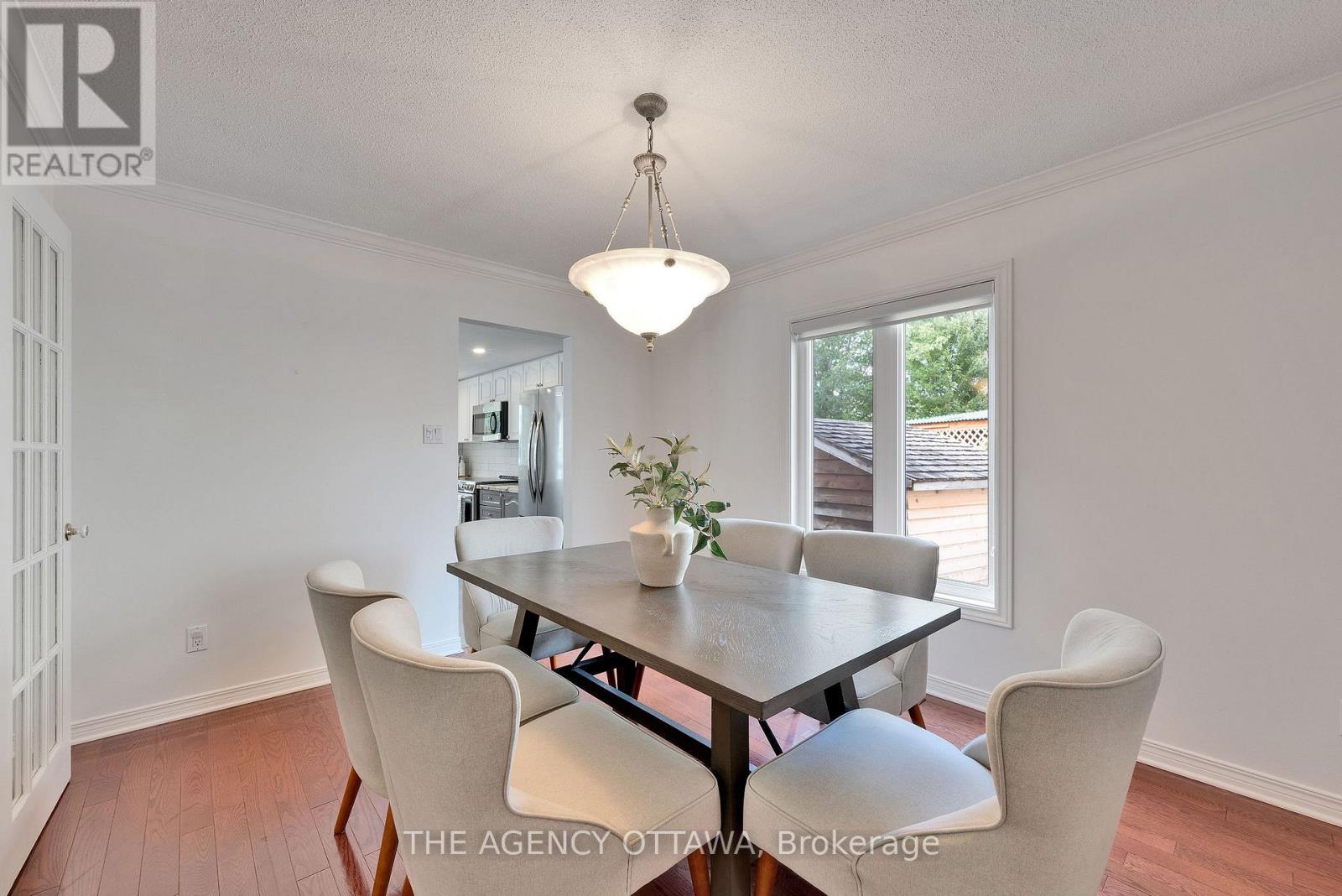19 Forestglade Crescent
