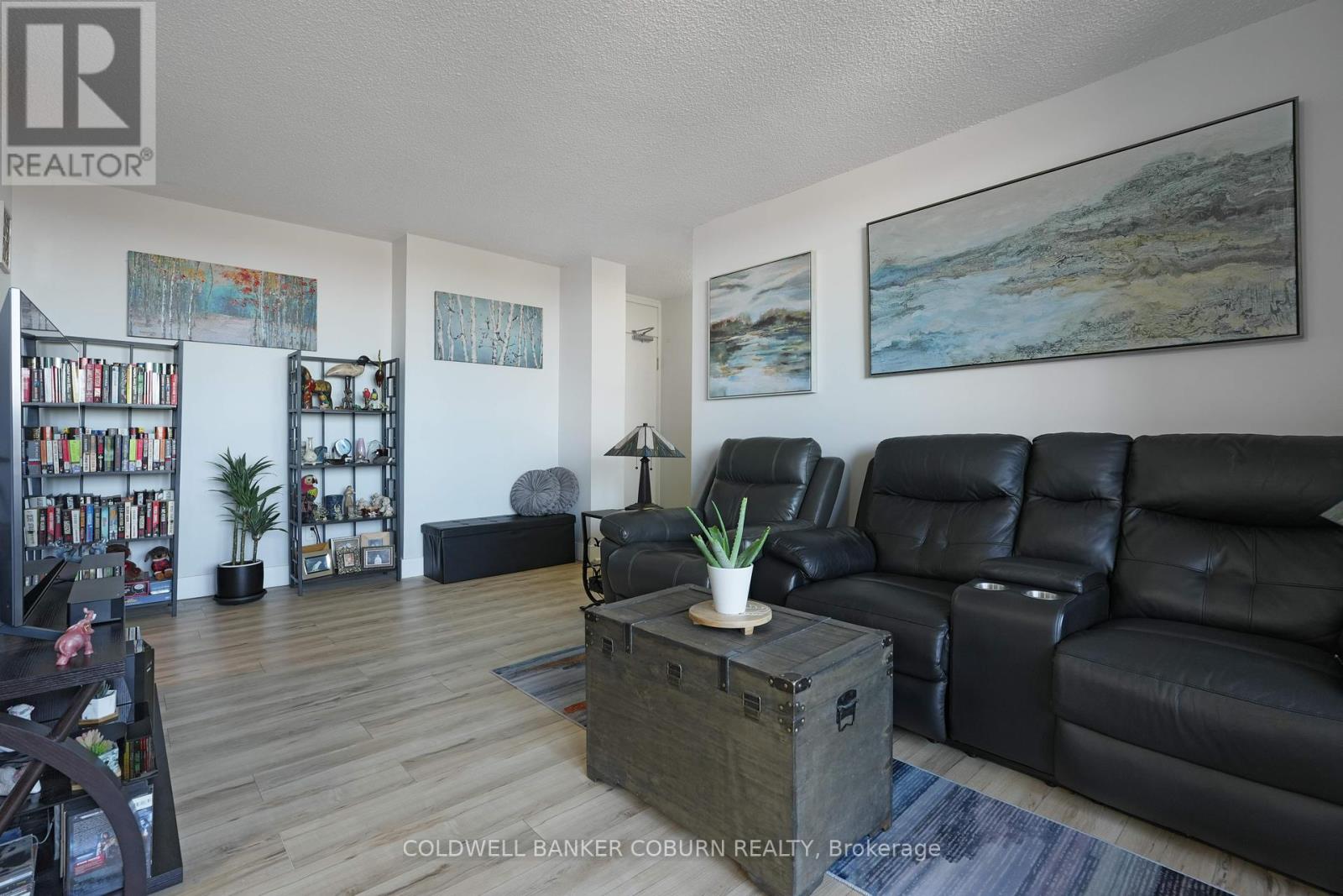 614 - 2020 Jasmine Crescent