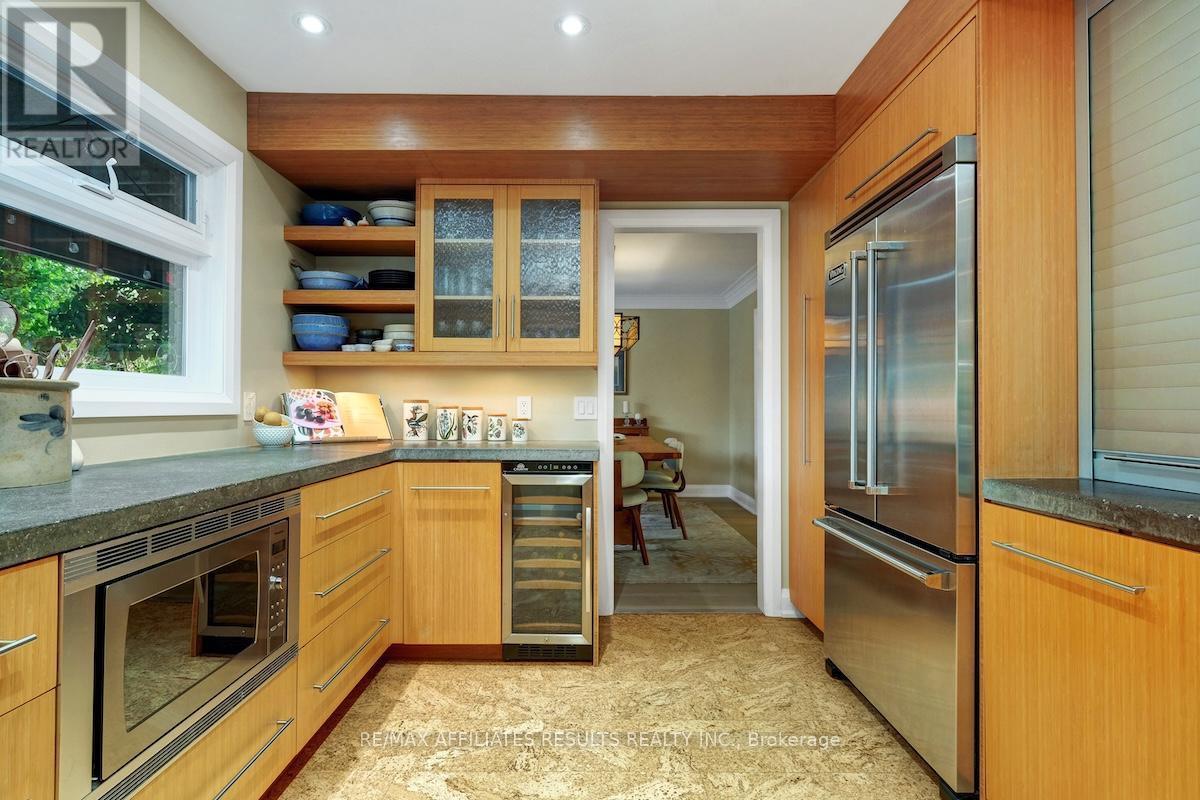 5 Tiffany Crescent