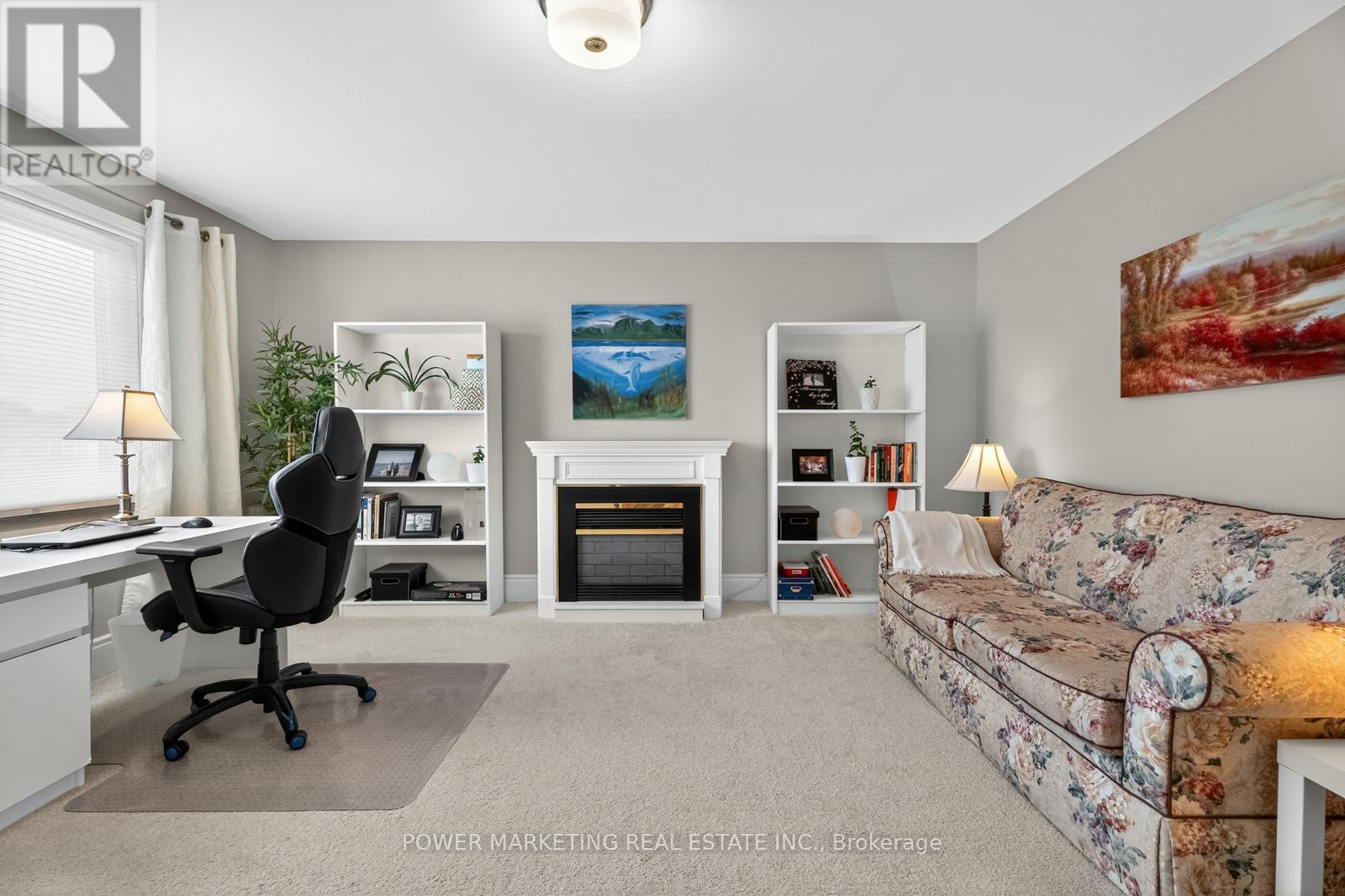 692 Egret Way
