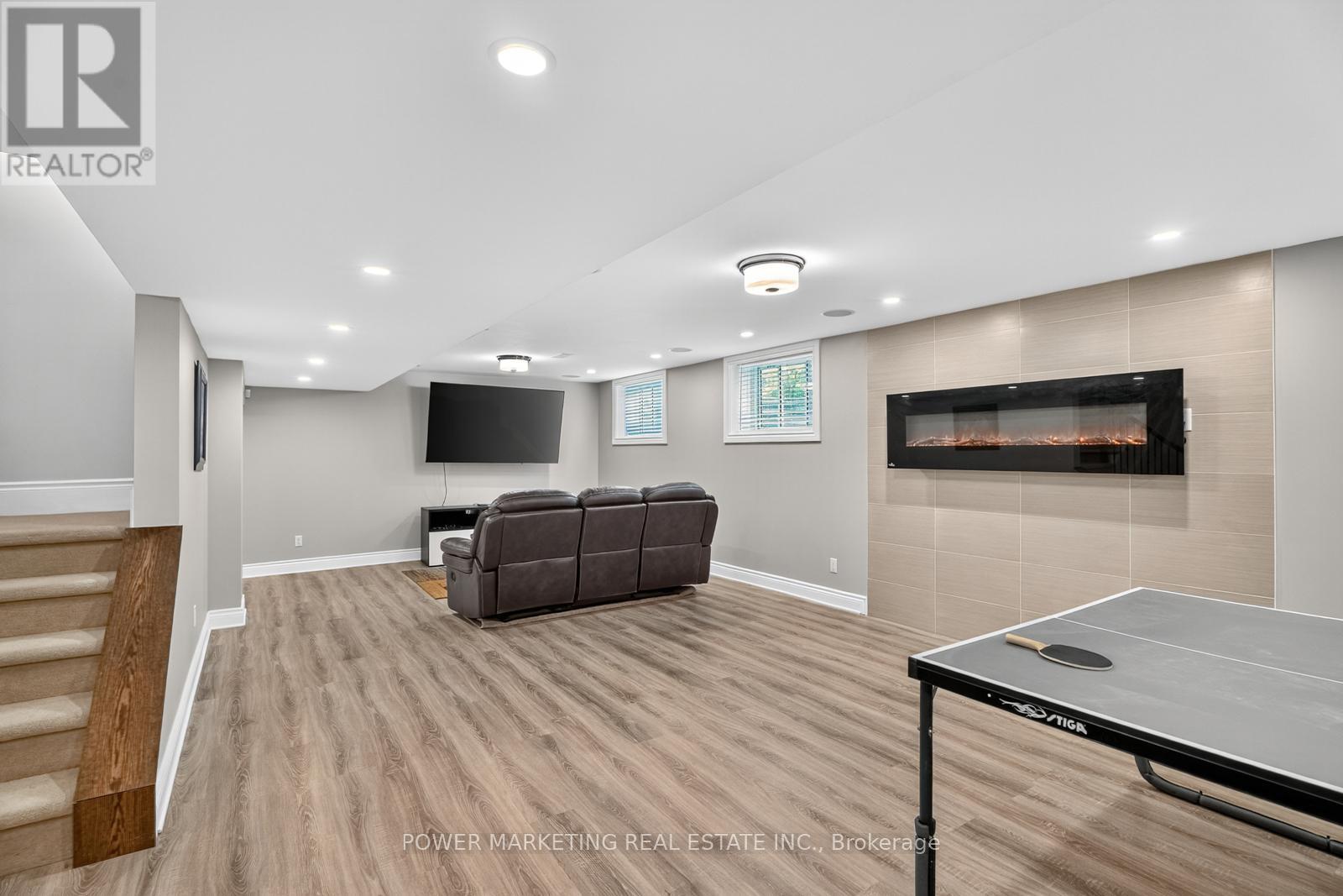 692 Egret Way