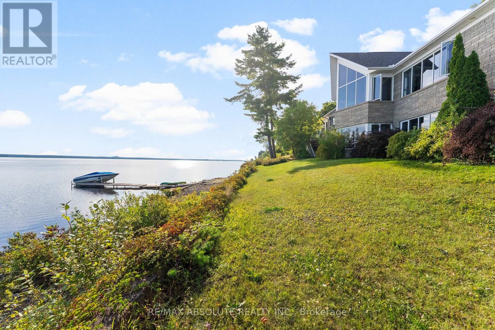 1724 River Road