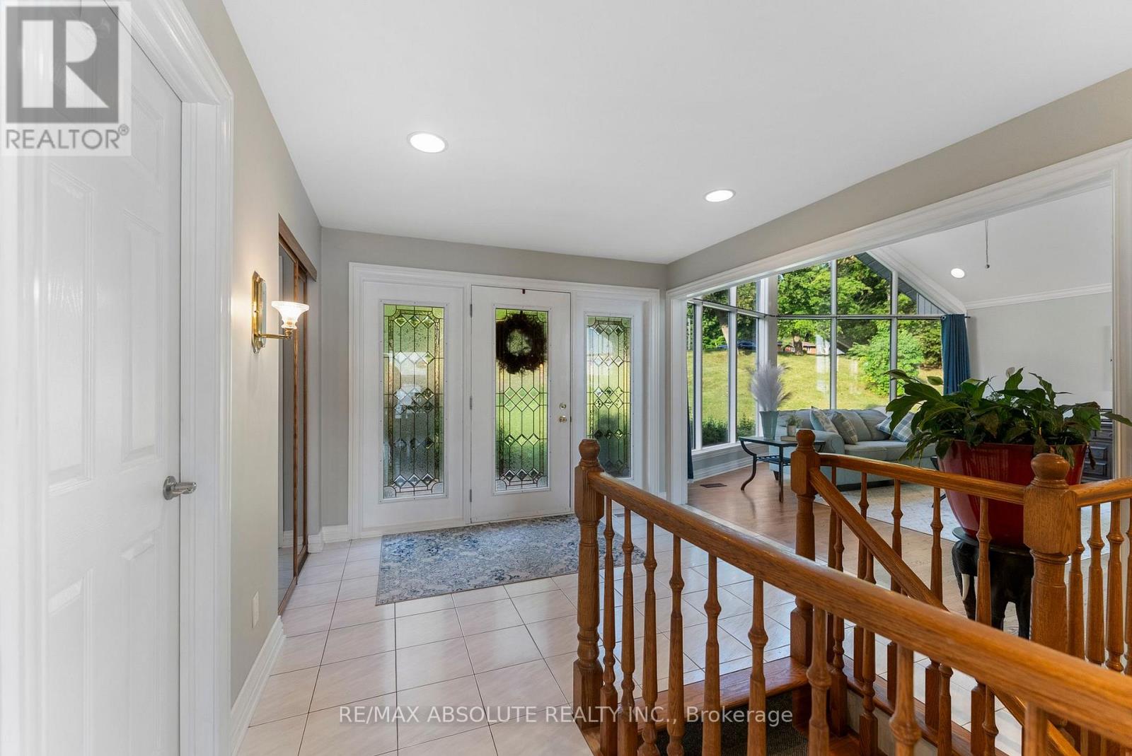 1724 River Road