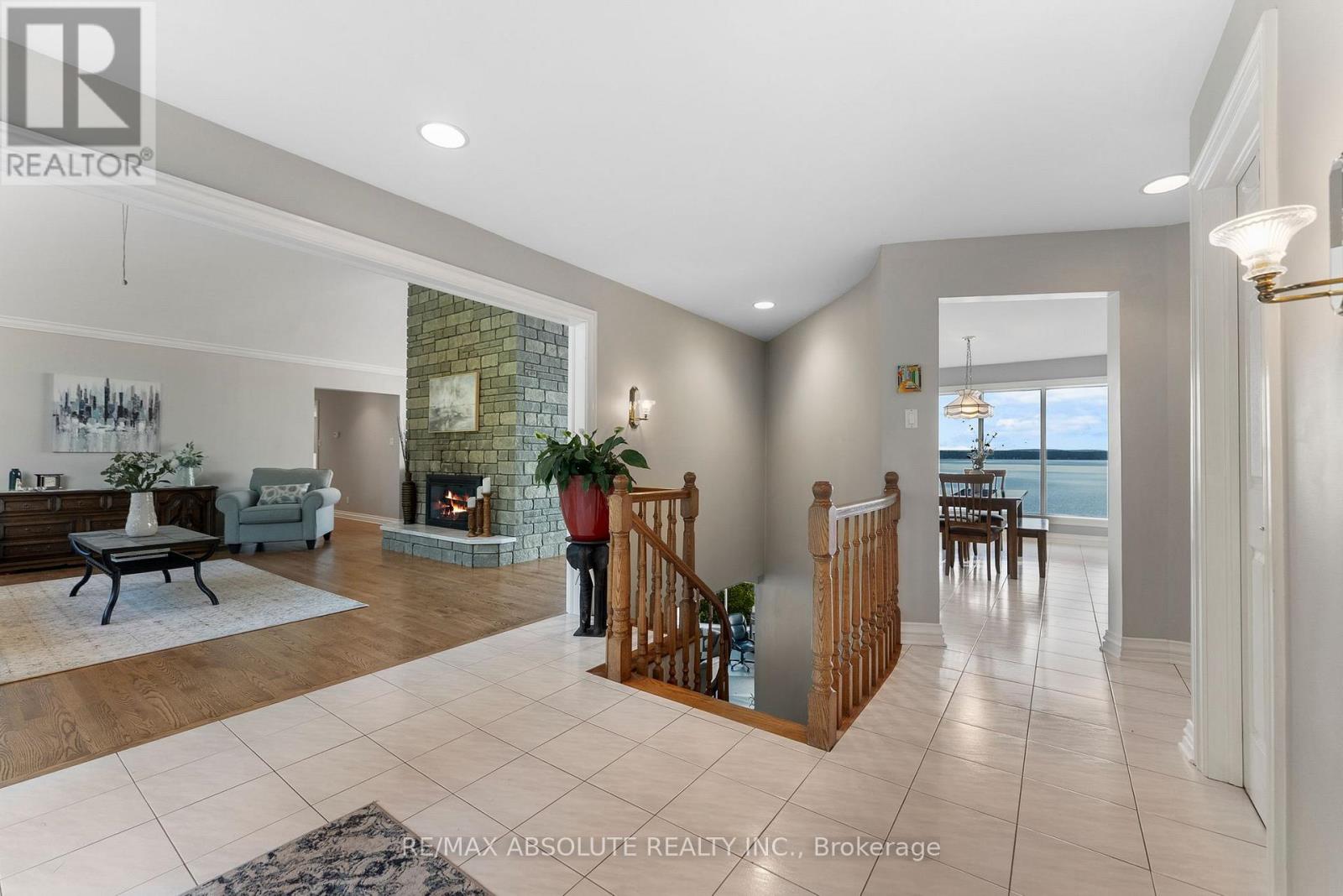 1724 River Road
