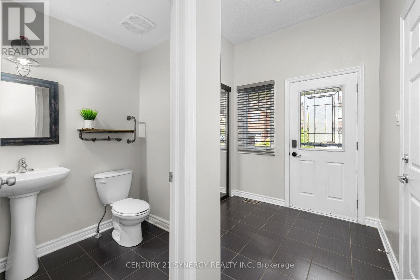 120 Lerta Way