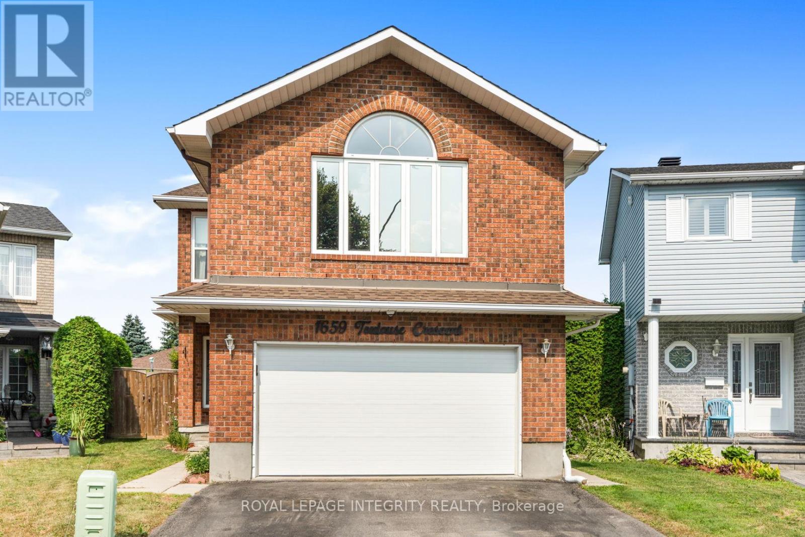 1659 Toulouse Crescent