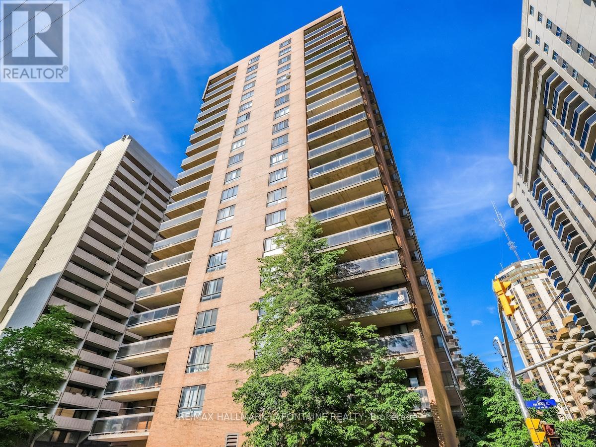 401 - 475 Laurier Avenue W