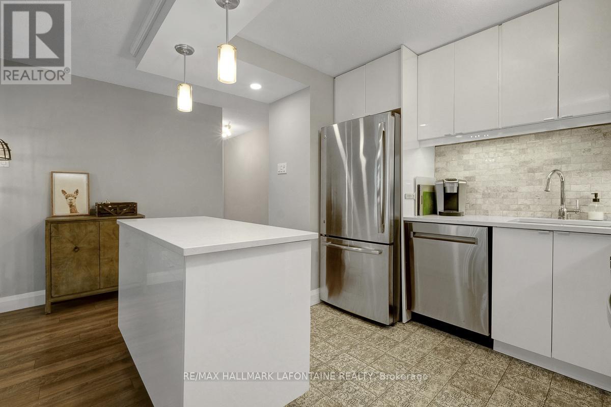 401 - 475 Laurier Avenue W
