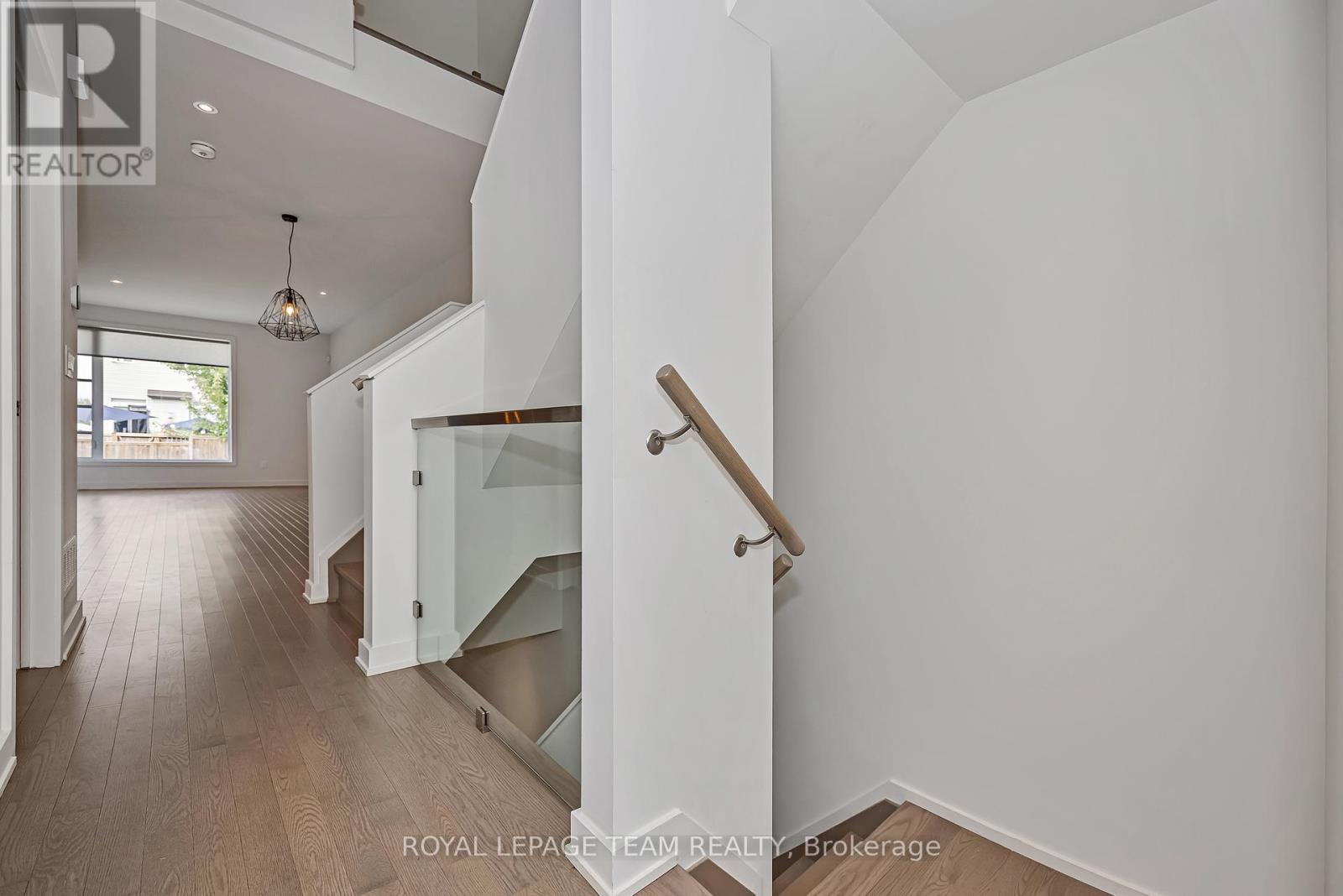 522 Borbridge Avenue