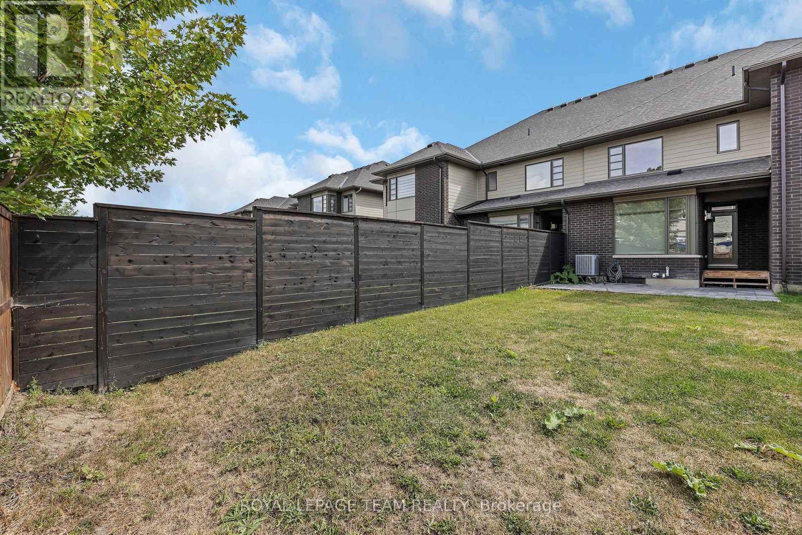522 Borbridge Avenue