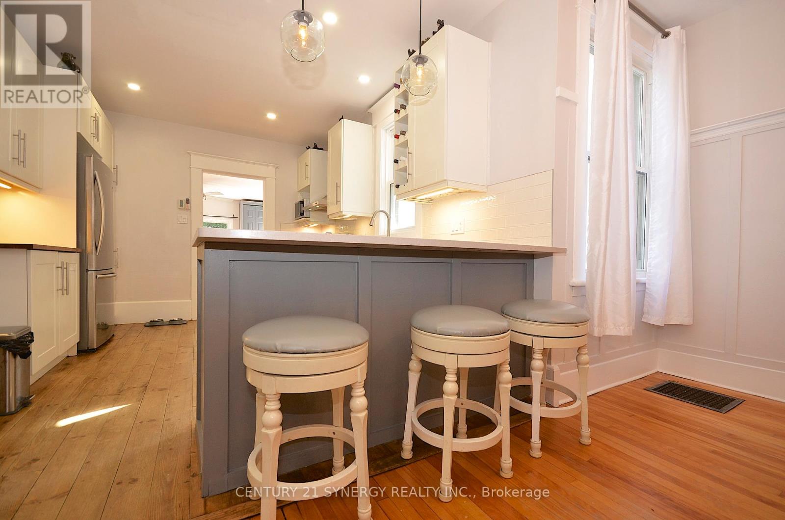 47 Roslyn Avenue