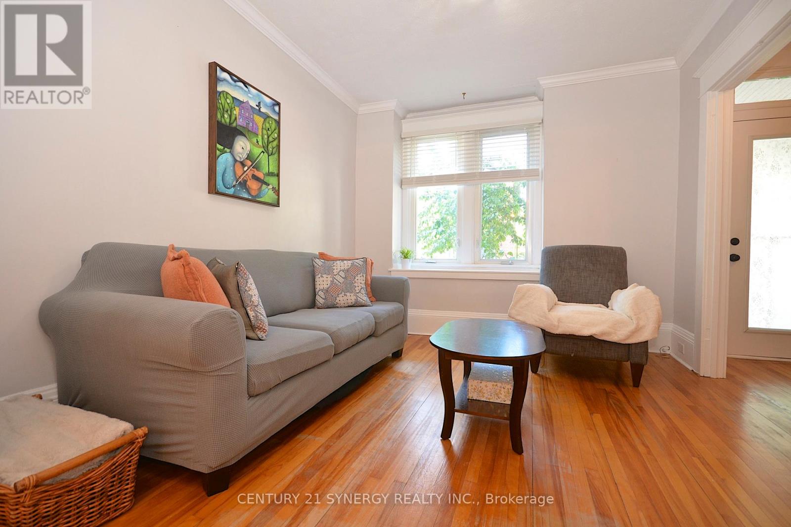 47 Roslyn Avenue
