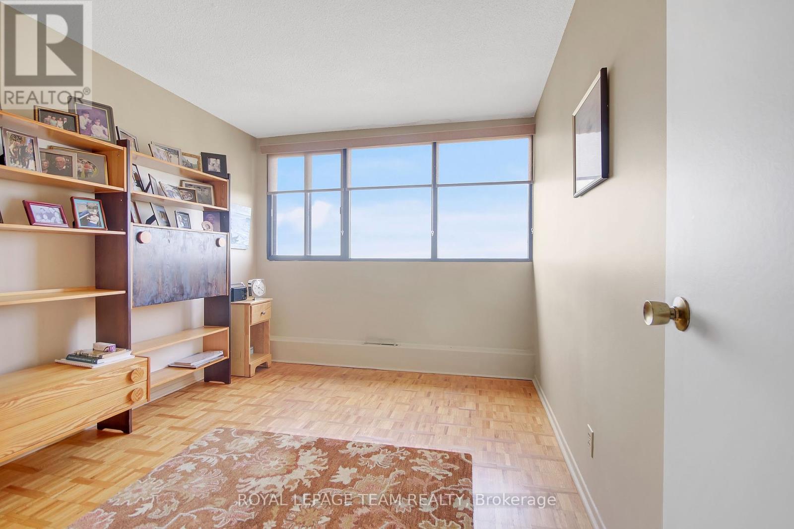 1808 - 1285 Cahill Drive