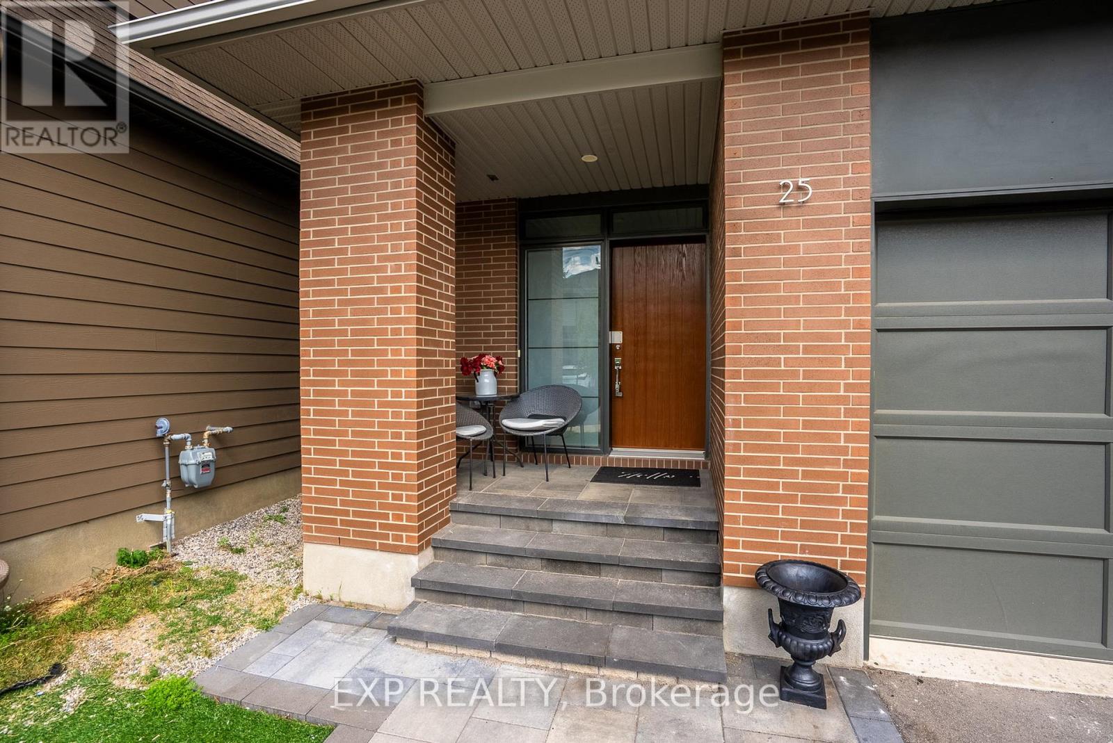 25 Stanhope Court