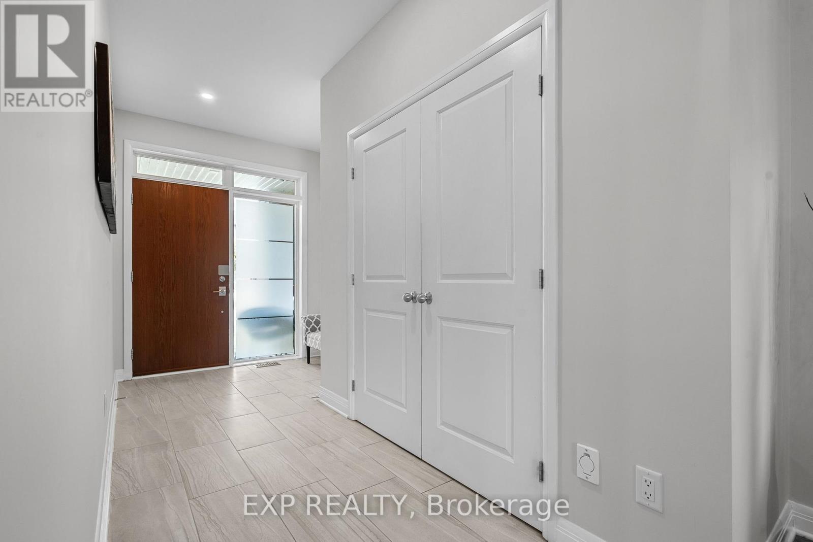 25 Stanhope Court