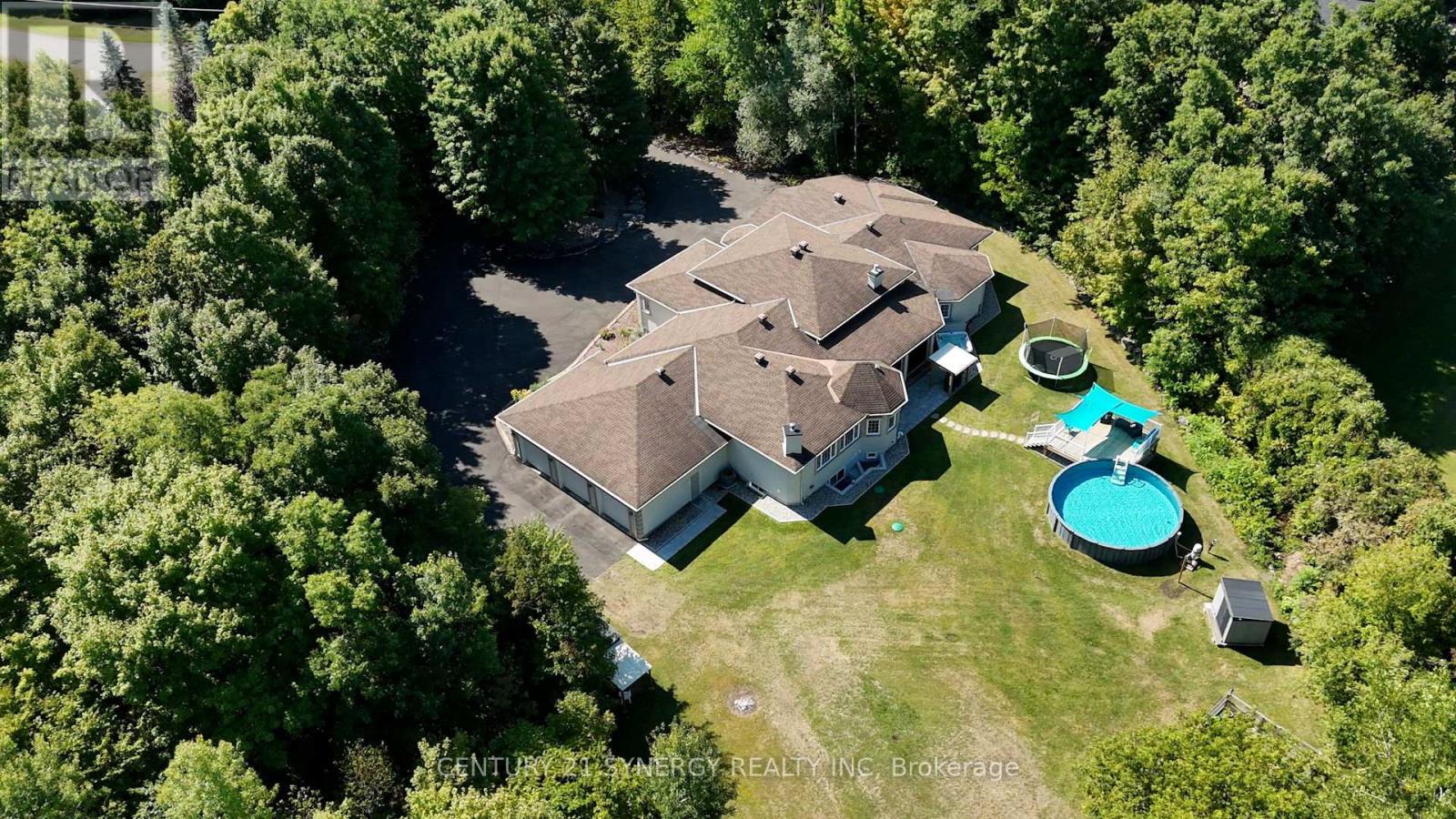 1281 Georges Vanier Drive N