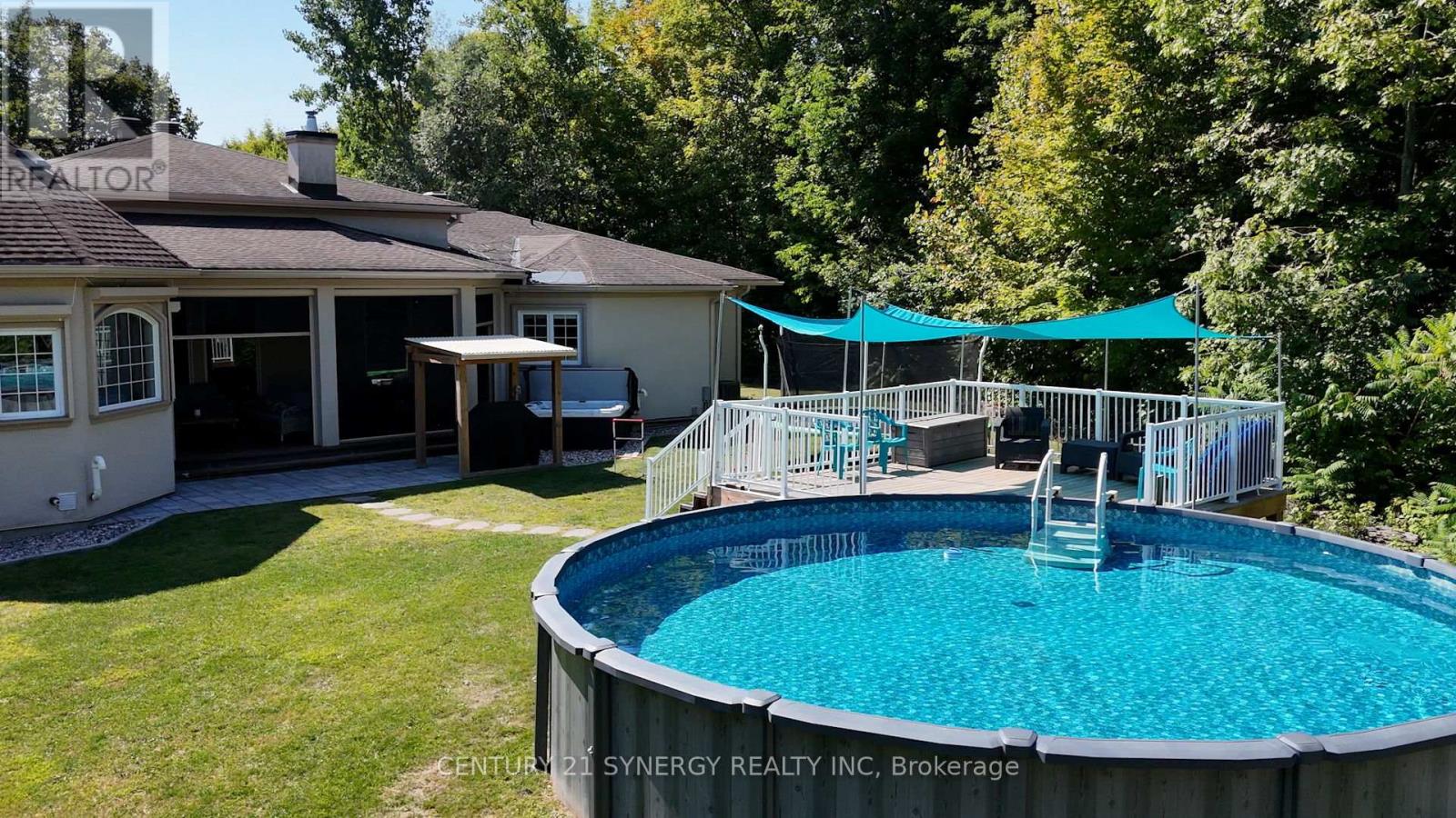 1281 Georges Vanier Drive N