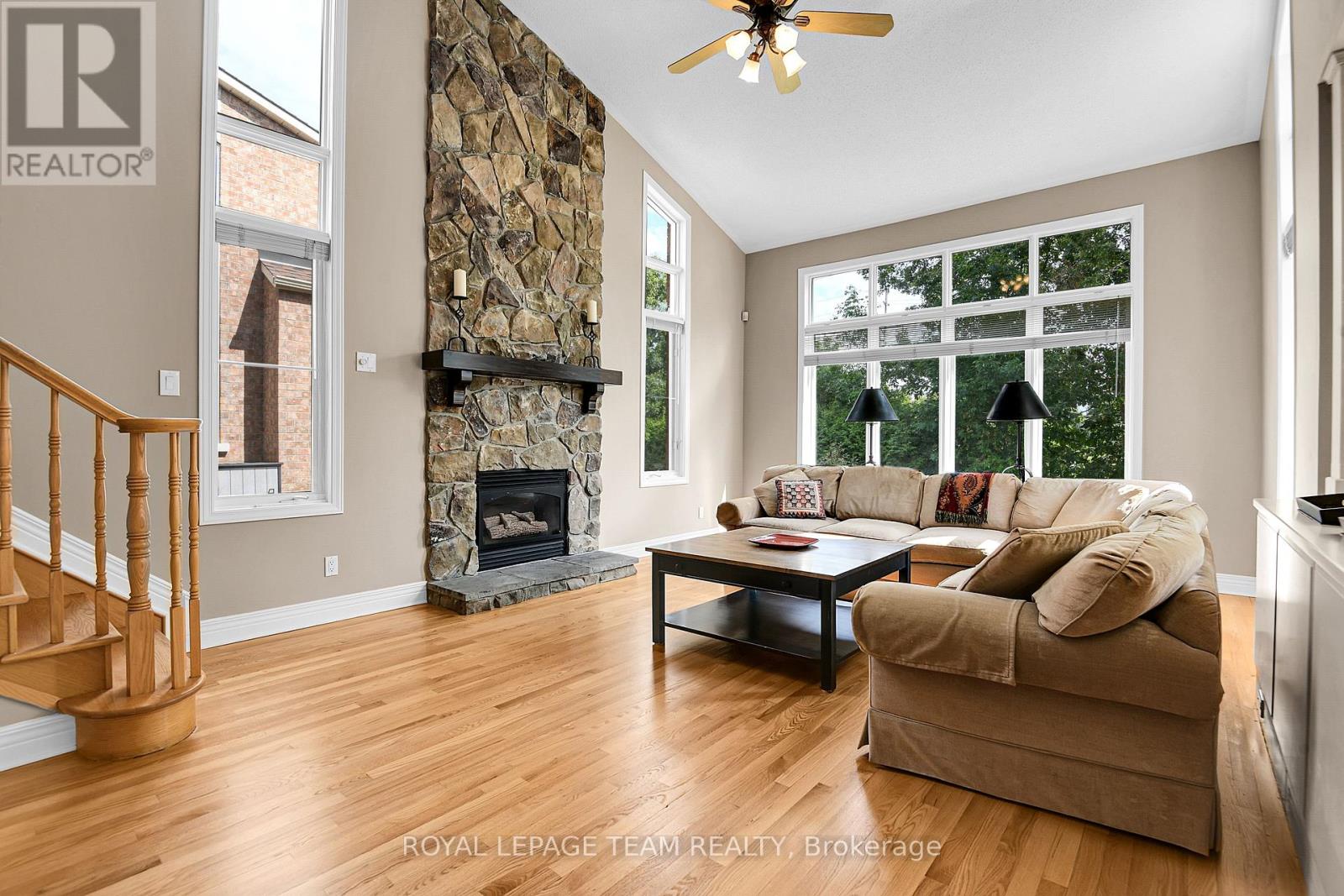 33 Northgate Street S
