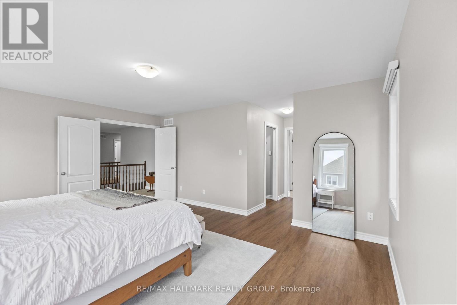 254 Gracewood Crescent