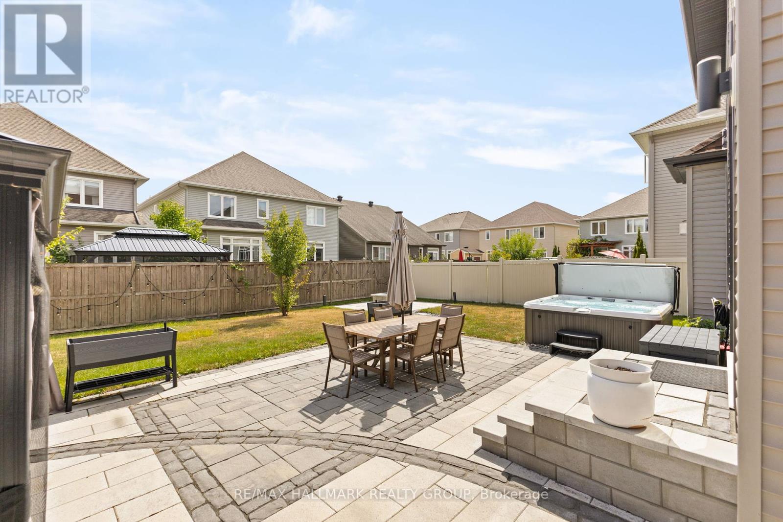 254 Gracewood Crescent