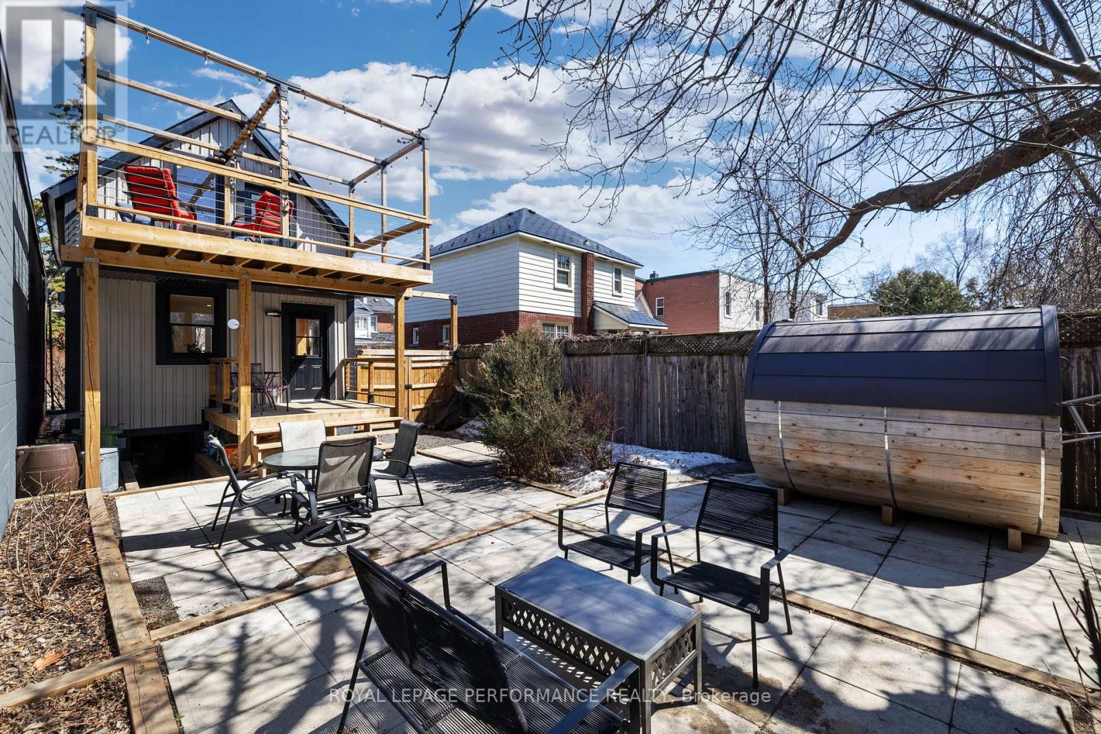 12 Sherbrooke Avenue