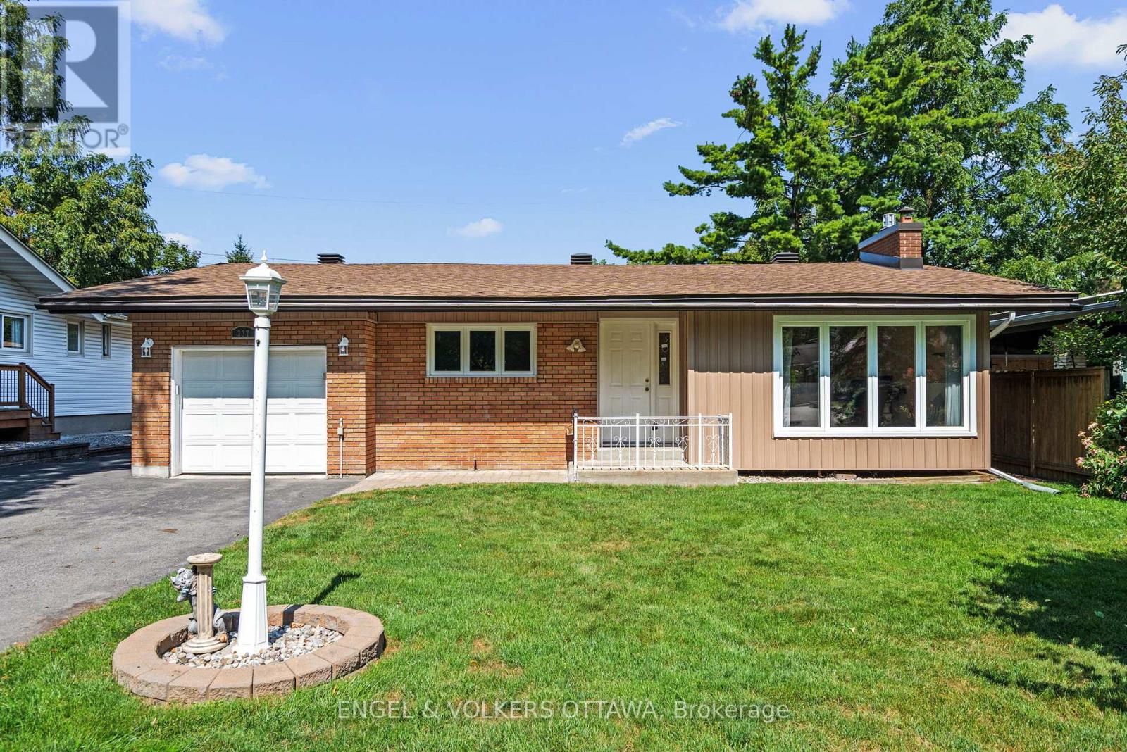 337 Mountbatten Avenue