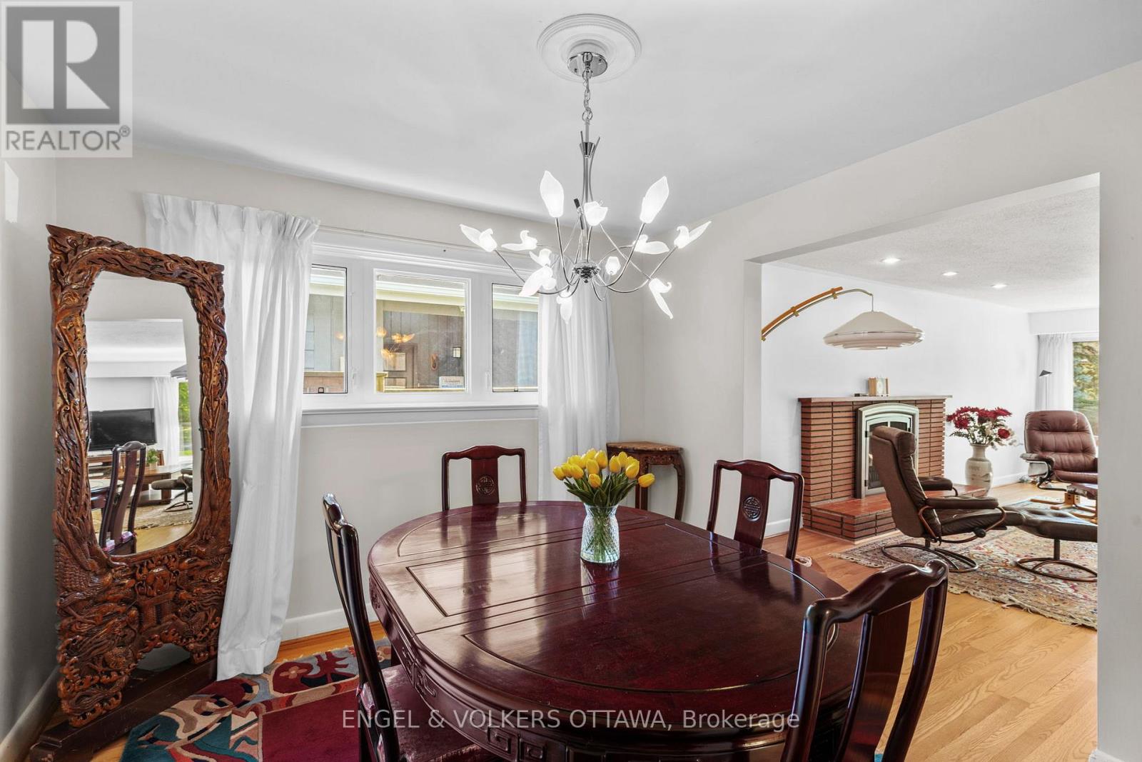 337 Mountbatten Avenue