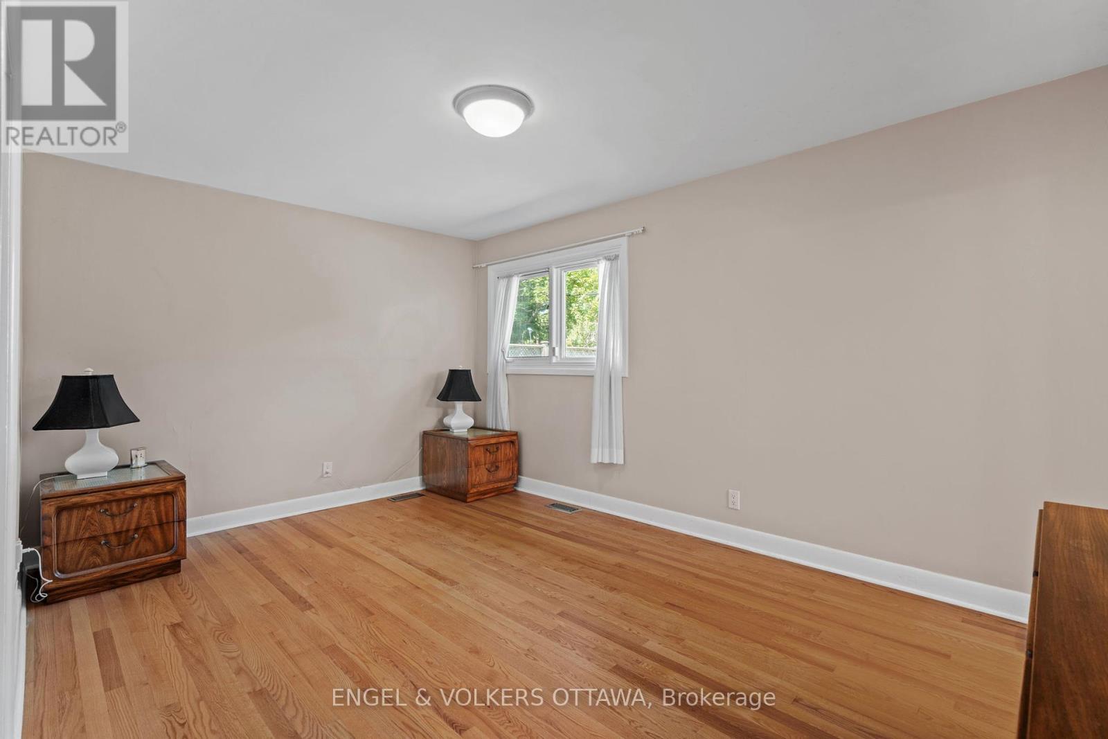 337 Mountbatten Avenue