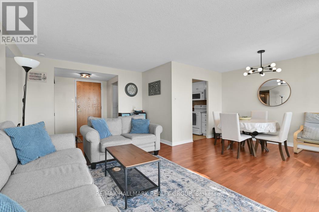 708 - 2760 Carousel Crescent