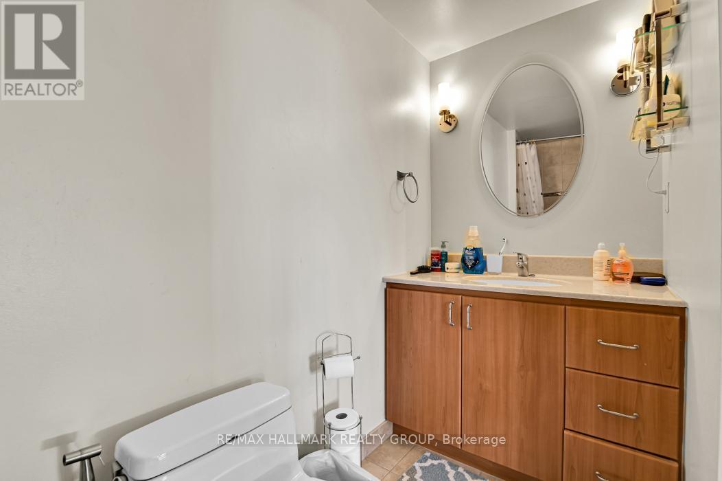 708 - 2760 Carousel Crescent