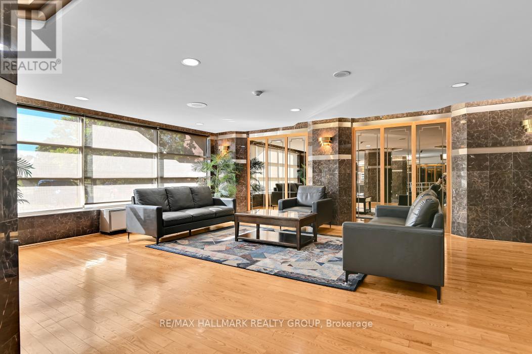 708 - 2760 Carousel Crescent