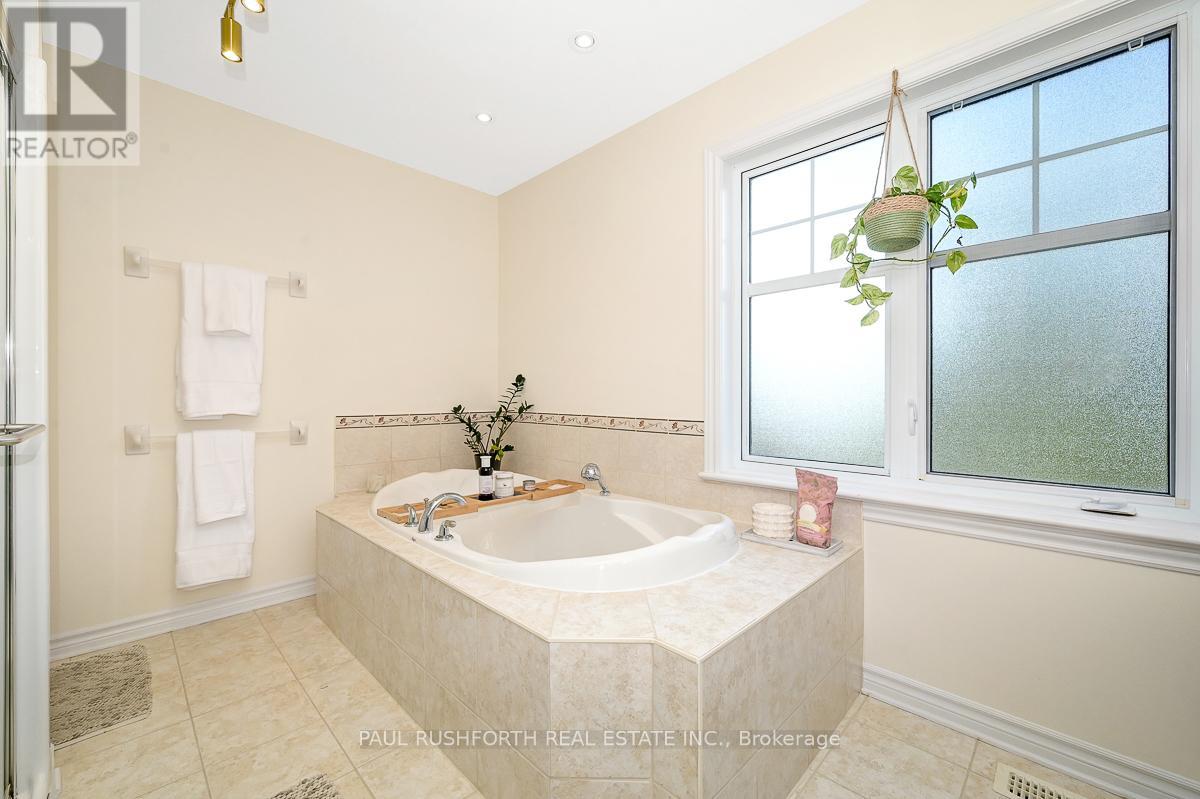843 Long Point Circle
