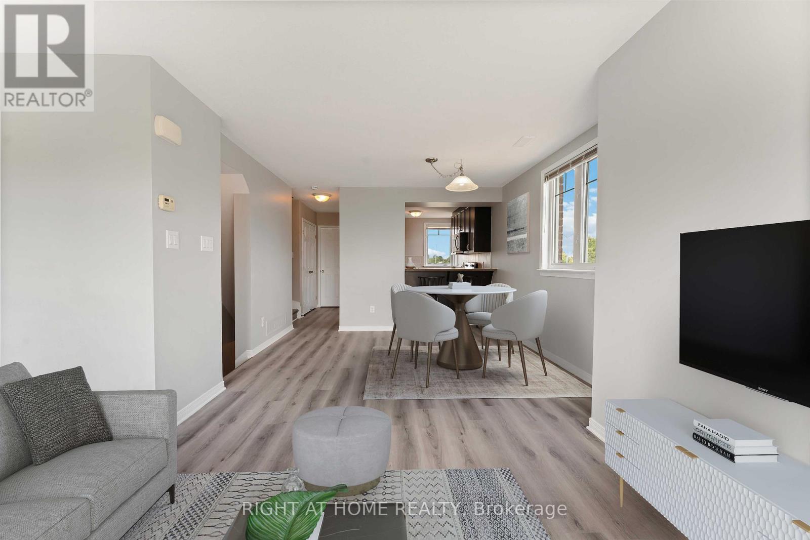250 Espin Heights